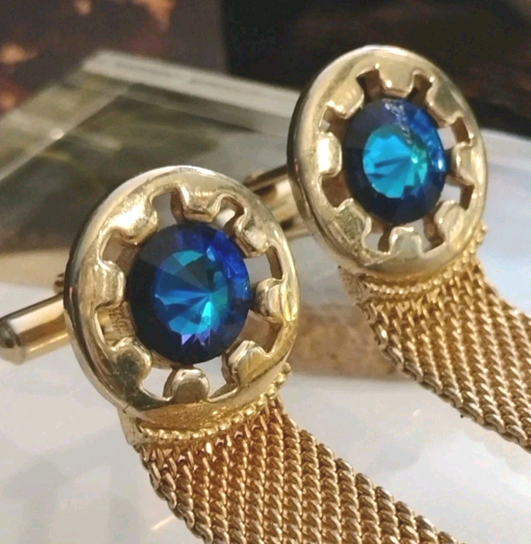 Vintage SWANK Gold Tone Mesh Cuff Links w/Blue Rivoli Stones, Nice!