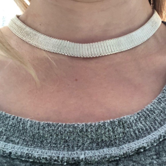 Silver Tone Choker Necklace Magnetic Mesh Buckle
