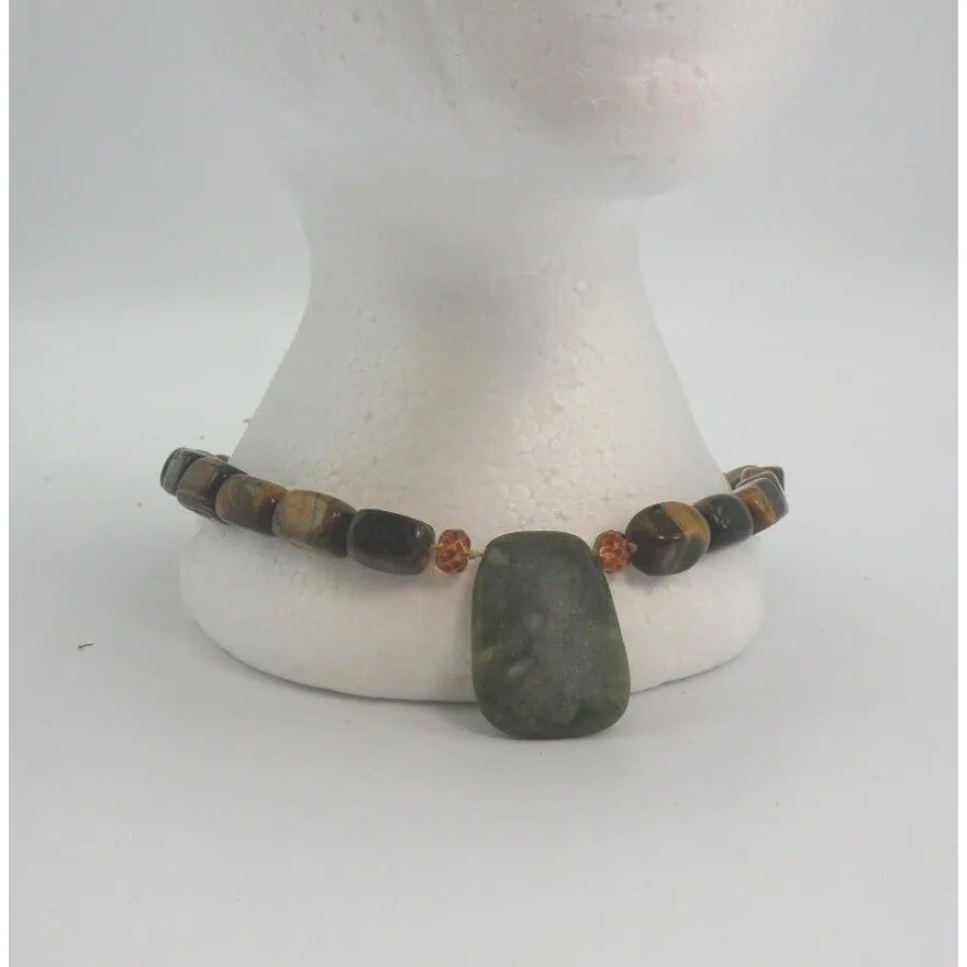 Stunning Vintage Tiger Eye Square Cut Jade ? 17″ Necklace Choker