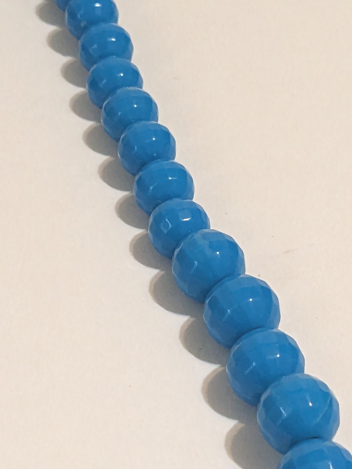 Blue Graduating Bead Faceted Acrylic Necklace. Retro Style. MCM Inspired. 28 In.