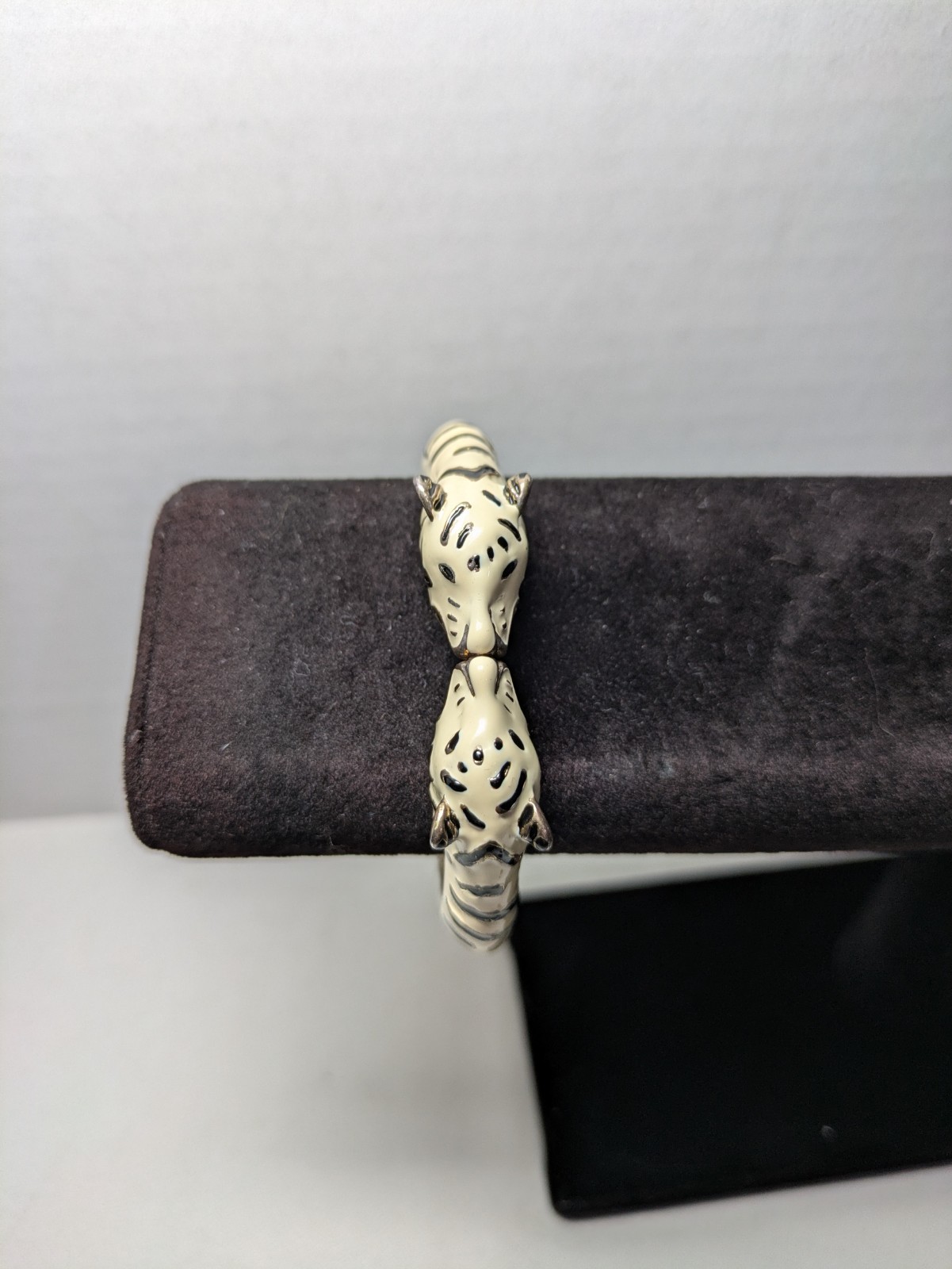 Kenneth Jay Lane KJL White Tiger Enamel Hinged Cuff Bangle Clamper Bracelet 2006