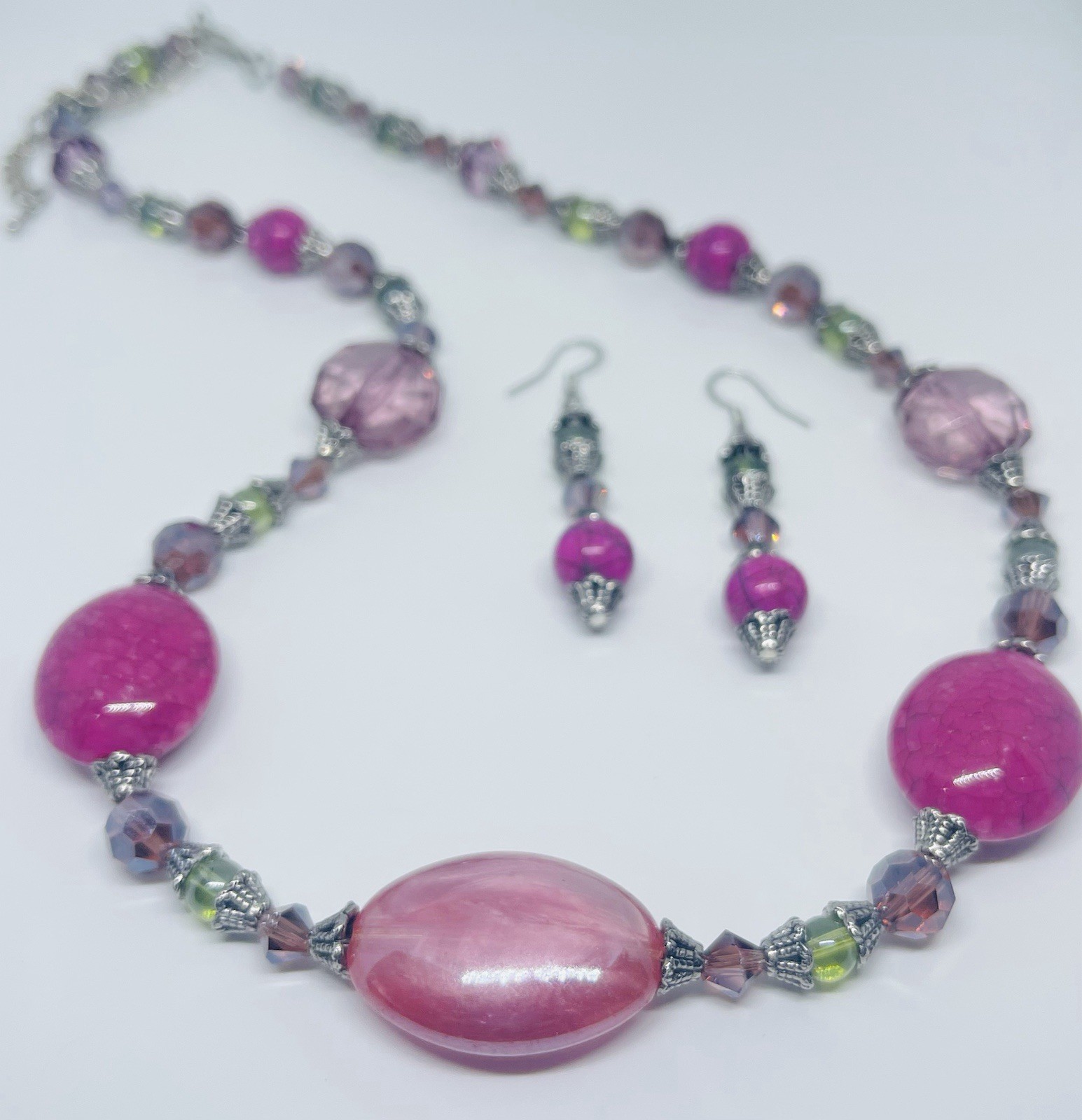 Vintage 80’s Pink And Green Glass And Crystal Bead Necklace & Earrings Set 20”