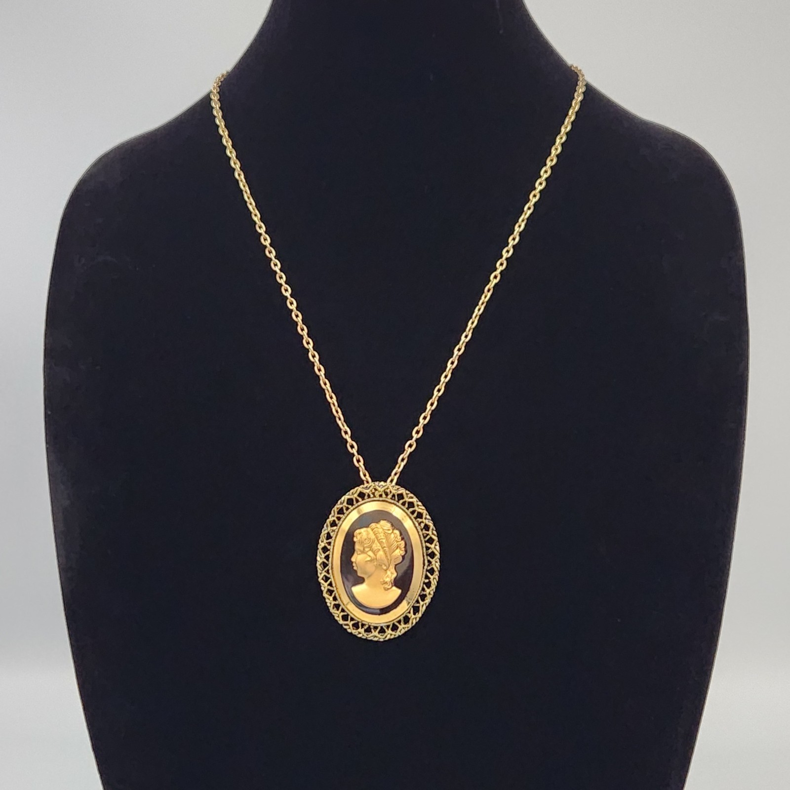 Vintage 50s Gold Tone Chain w/ Black Glass Cameo Pendant/ Brooch & Earrings Set