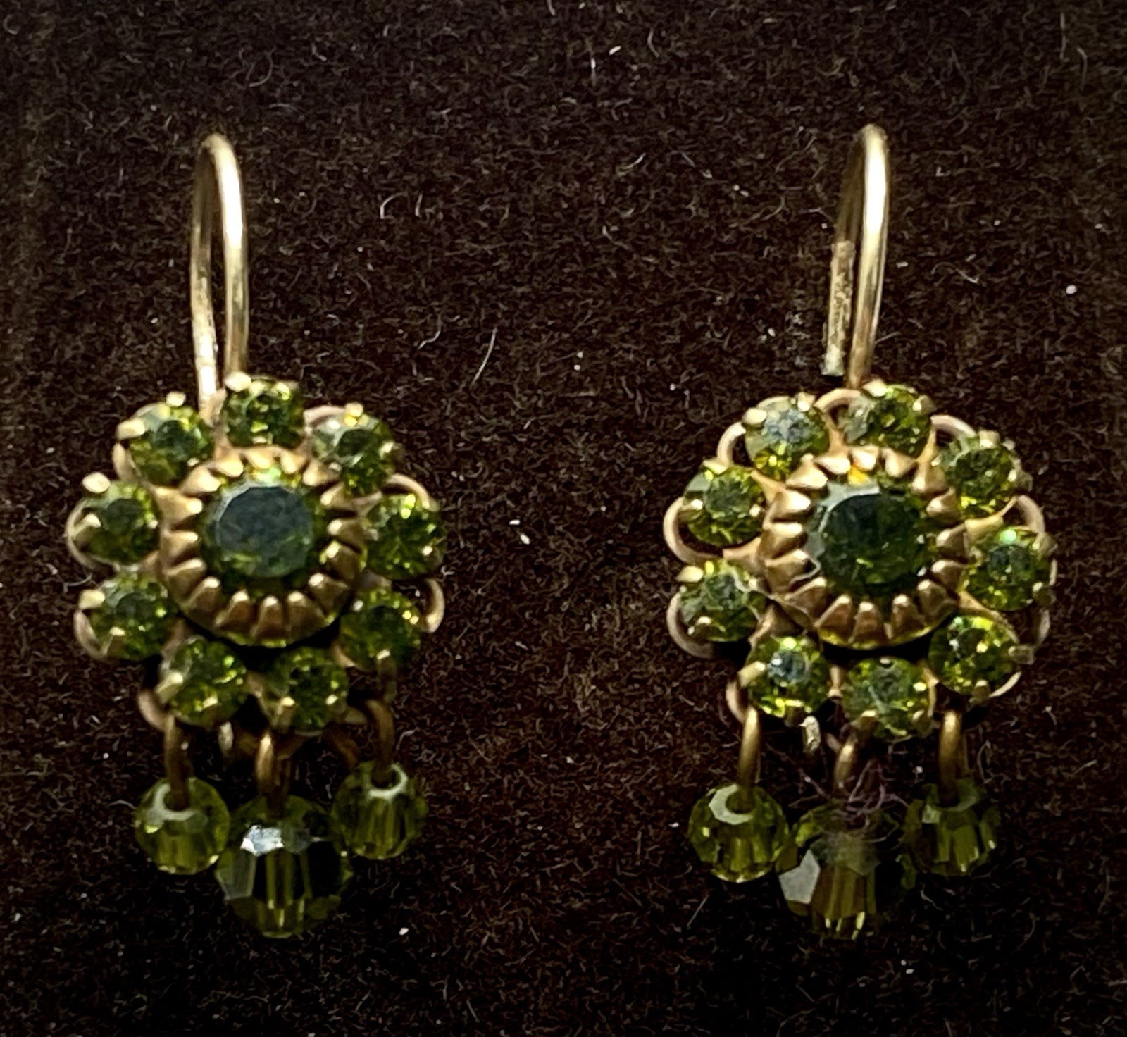VTG Signed Liz Palacios Lime Green Swarovski Crystal Earrings W/ Lever Closure