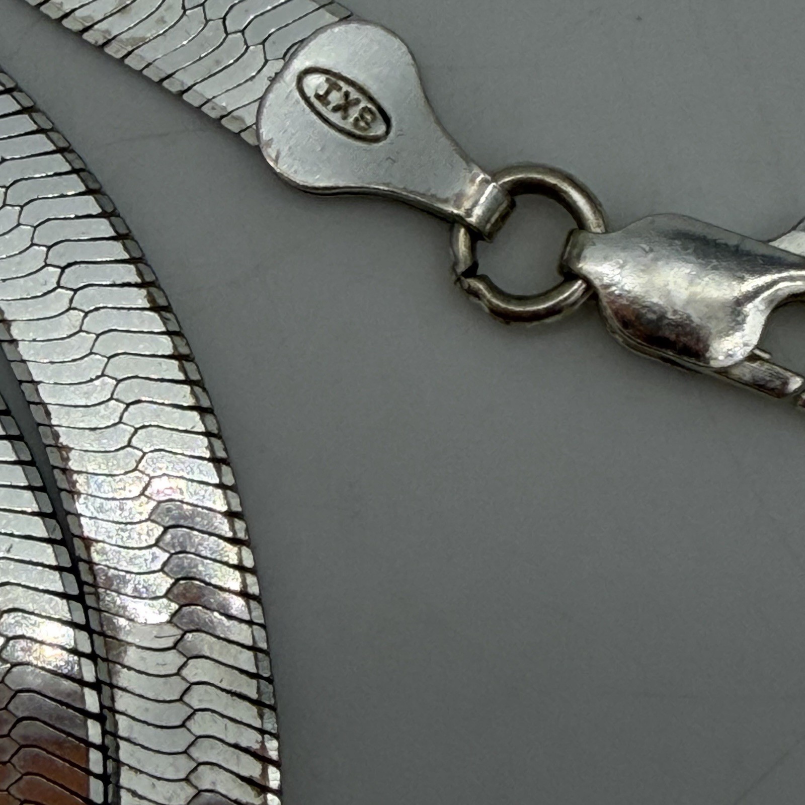VTG 925 ITALY Sterling Silver Flat Herringbone Chain Necklace 20″ 1/4 Inch 15 Gr