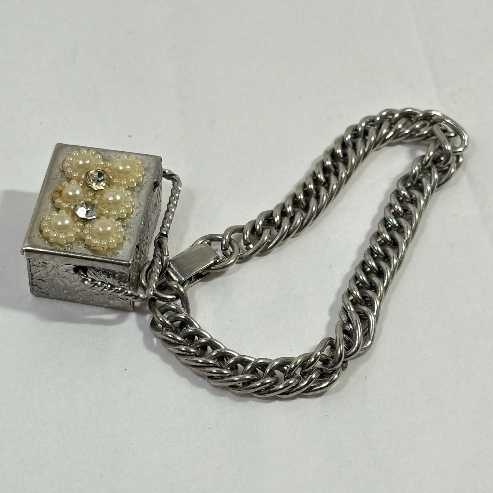 Vintage Silver Tone Purse Charm Bracelet Pill Box Faux Pearl Rhinestone Chain 7″