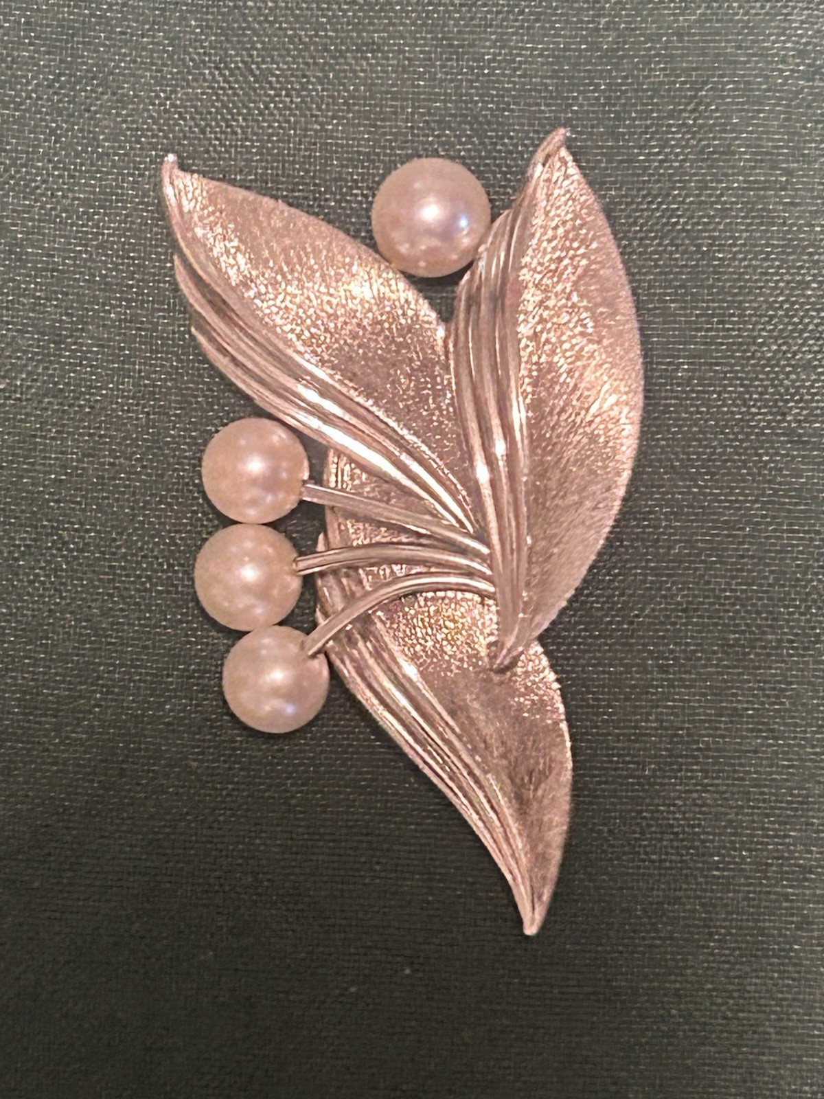 Vintage Mikimoto Sterling Silver Leaves Leaf Four Pearl Pin Brooch