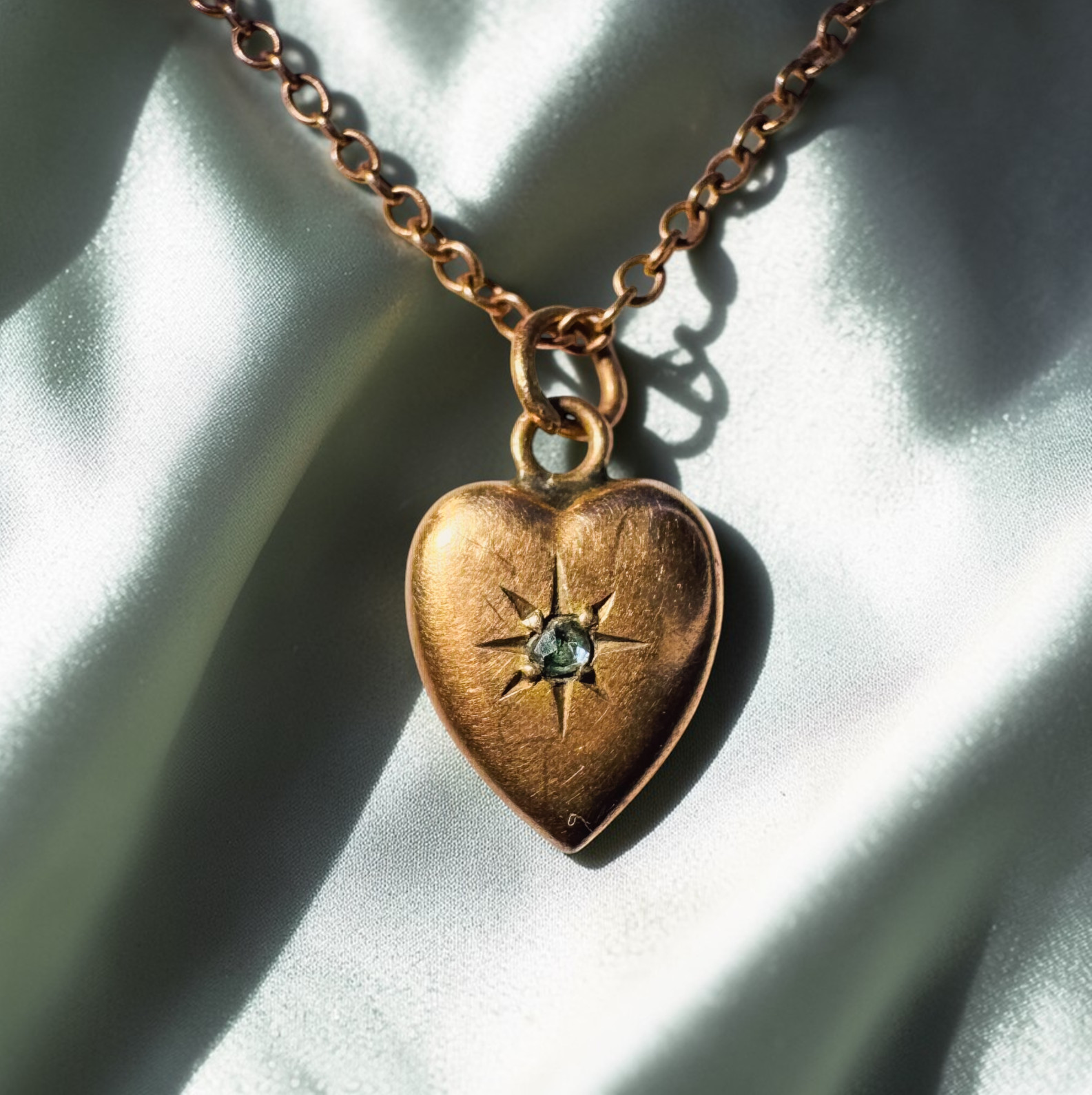ANTIQUE 10K Gold Old Mine Cut Diamond Heart Puff Necklace -14″ -Victorian -1.6g
