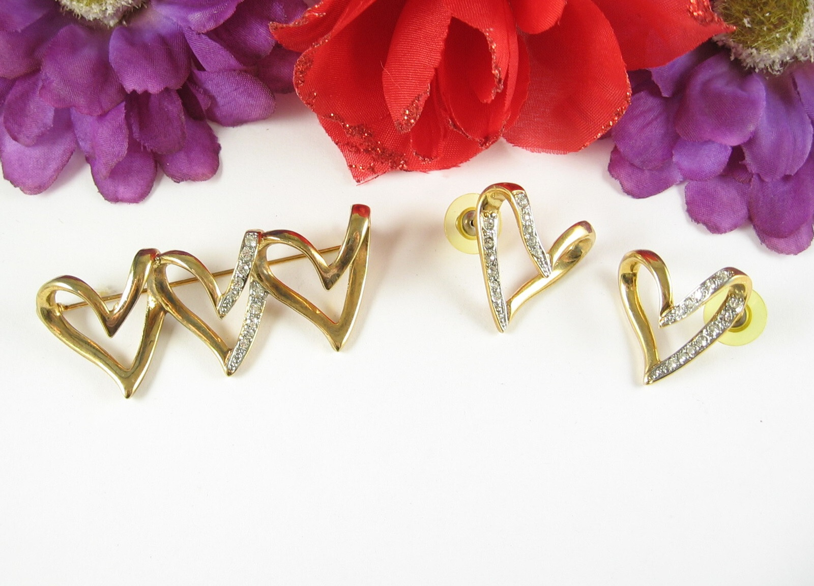 3/2 Rhinestone HEARTS Vintage PIN & EARRINGS Brooch Pierced Goldtone Silvertone