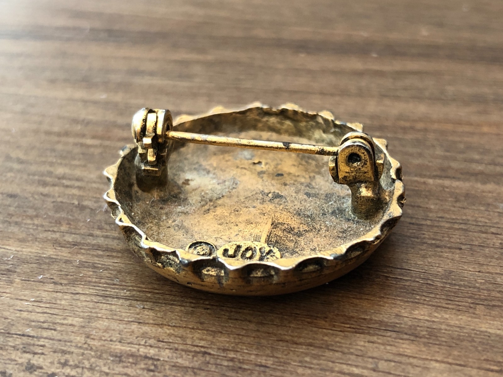 RARE Vintage Pop Bottlecap Pre Les Bernard-Lester JOY Brand Pin Brooch