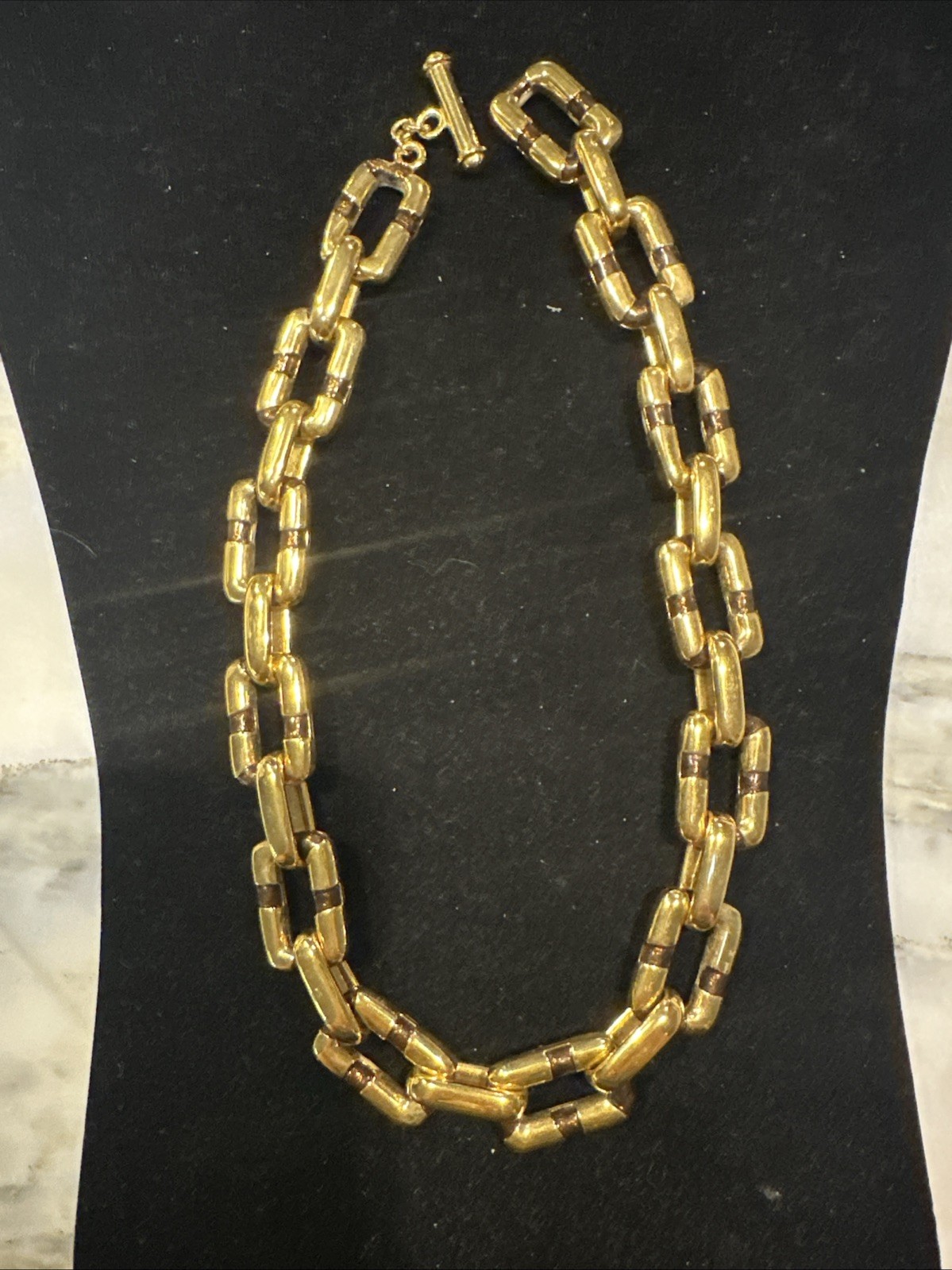 Vintage St John Necklace Chunky Gold Tone Chain Reversible White & Brown Enamel