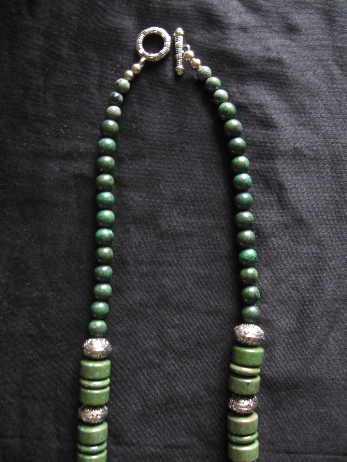 Vintage Polished Gaspetite Beads & Fancy Silver Clasp & Beads 32″ Long Necklace