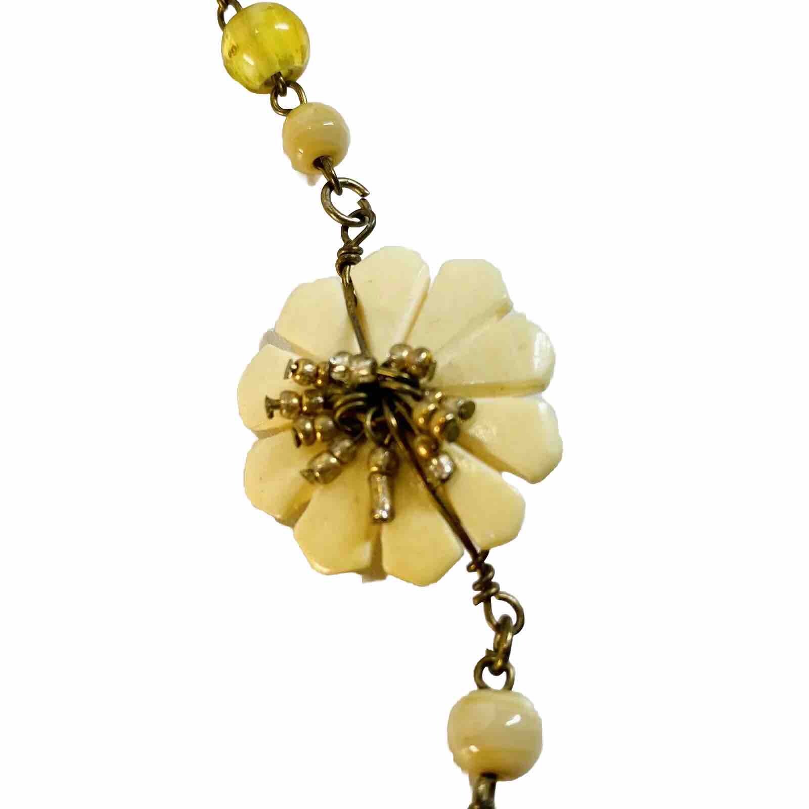 Vintage Carved Flower & Metal Hoop Necklace