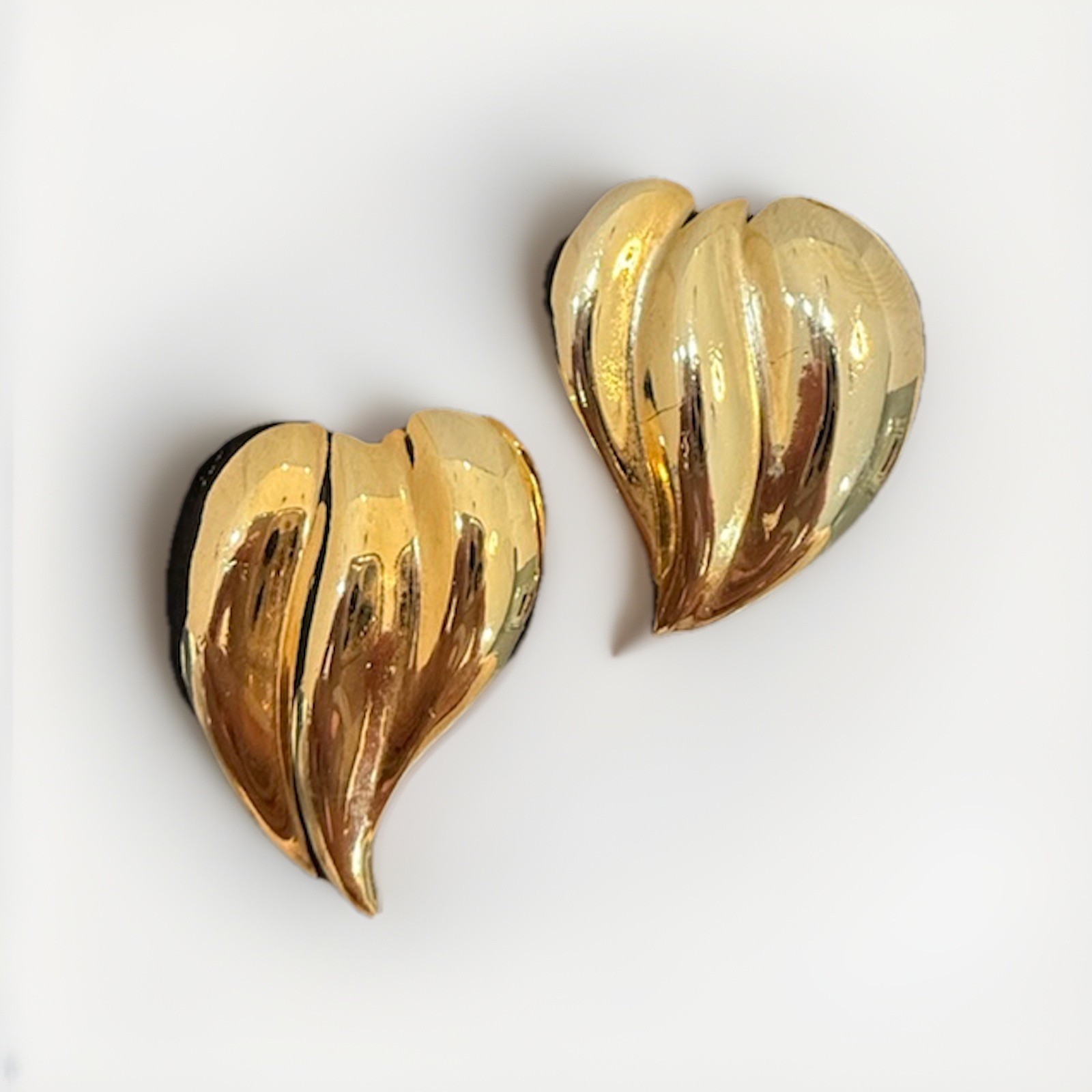 Vintage Puff Heart Earrings 1980s Y2K Runway Gold Tone Pierced