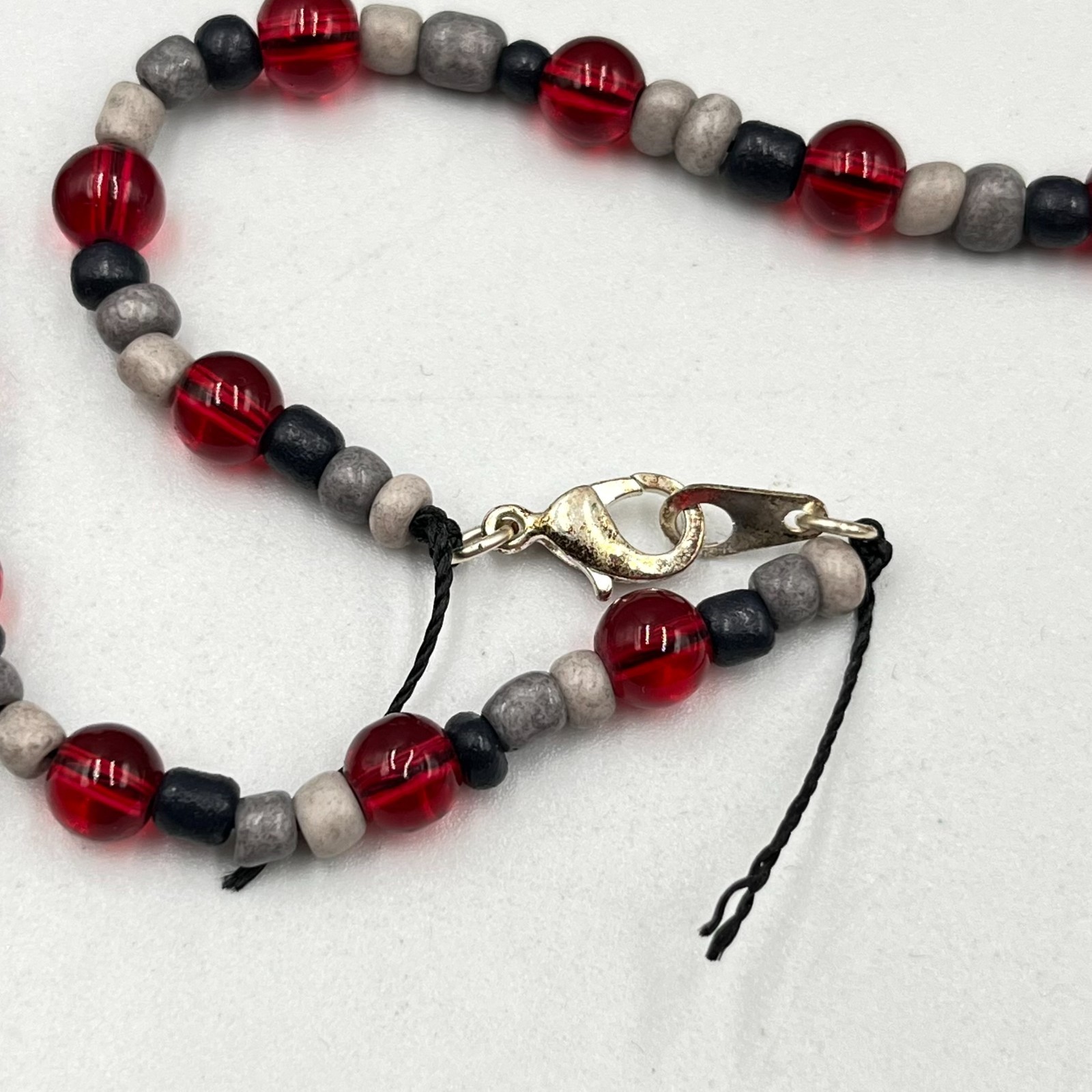 Vintage Goth Red & Black Beaded Skull Necklace Retro Grunge Alt Boho Jewelry