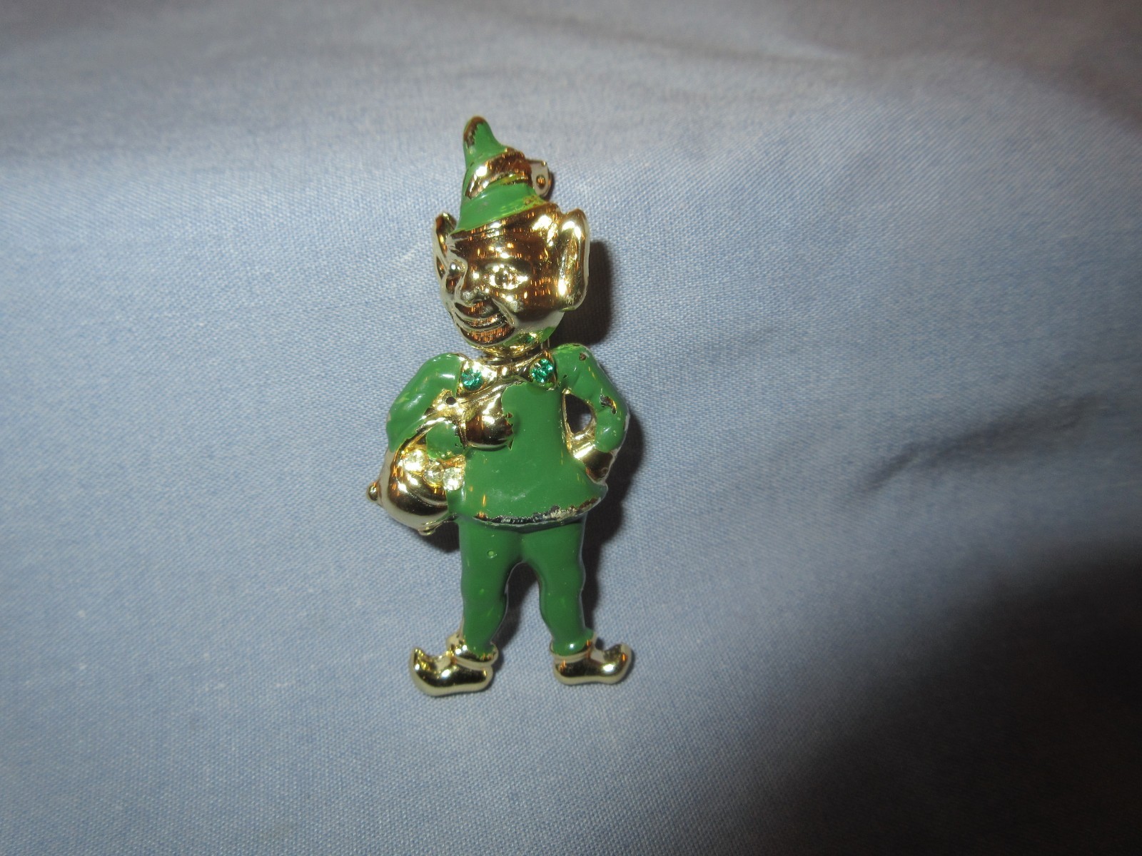vintage Leprechaun pin brooch trembler gold-tone and enamel 2″ moving head