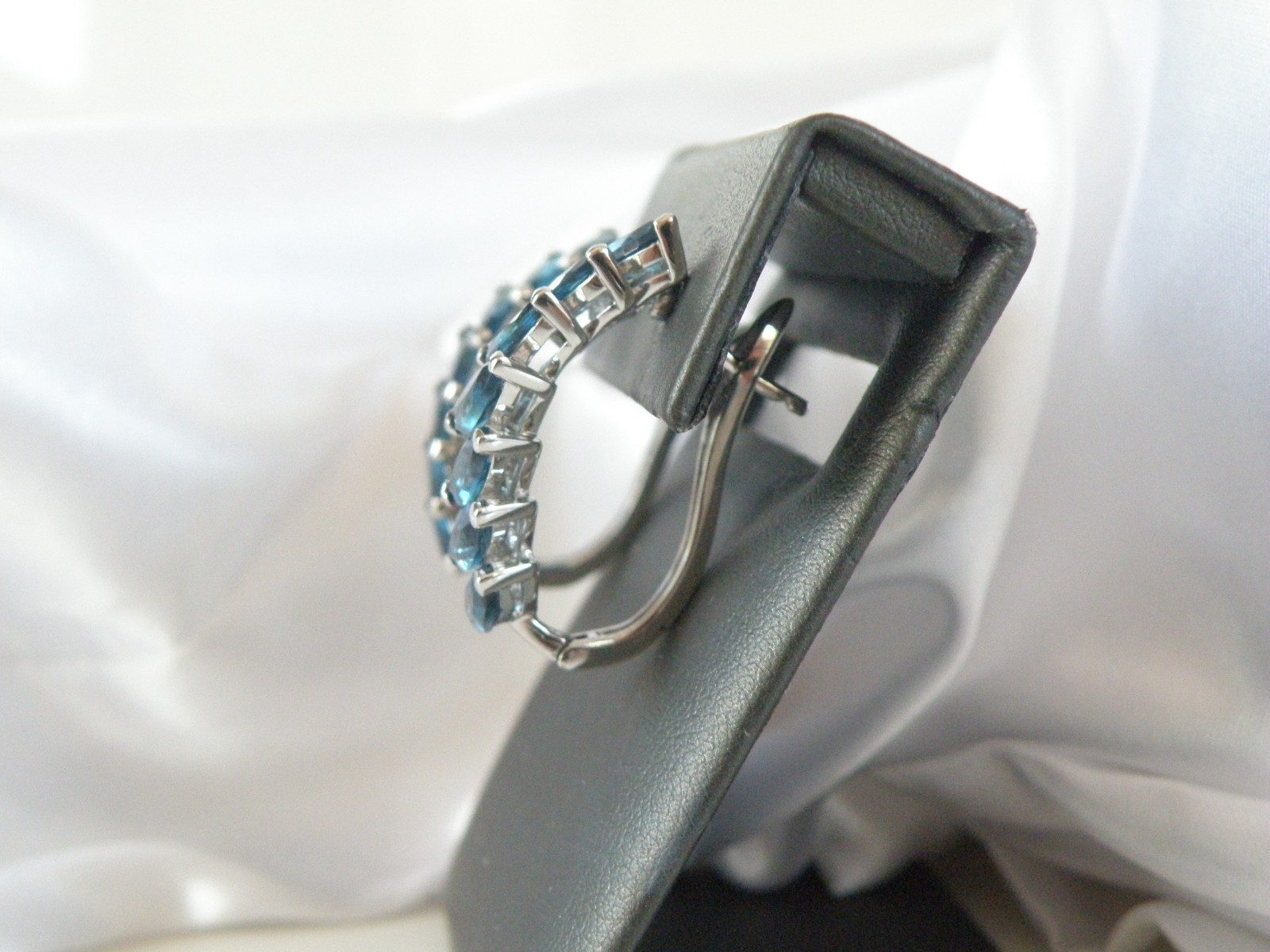 Vintage Sterling Silver 925 Natural Heated London Blue Topaz Dangle Earrings