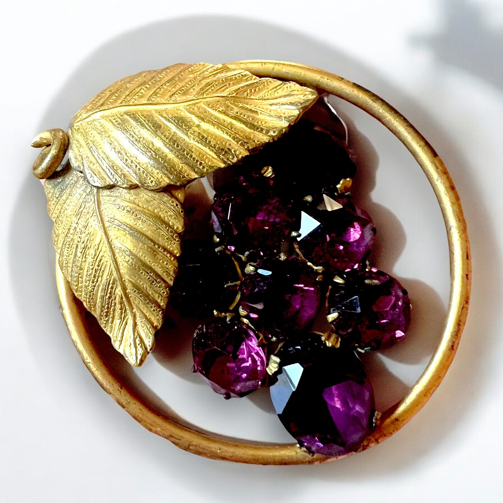 Purple Rhinestone Brooch Gold Tone Grape Cluster Vintage Fruit Pin