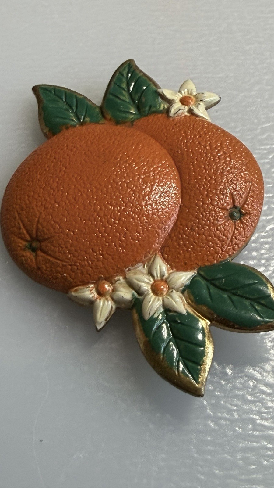 Vintage 1950s Oranges Souvenir Collectible Brooch Pin California CA 2″ metal