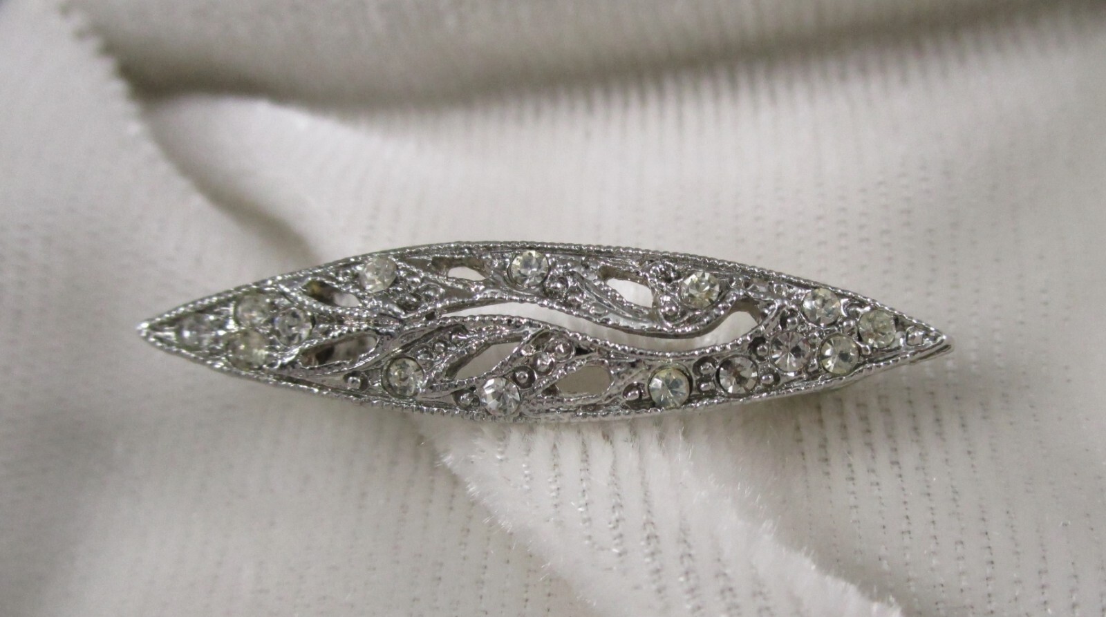 Vintage TACOA New in Box Silver Tone Clear Rhinestones Brooch Pin 6376