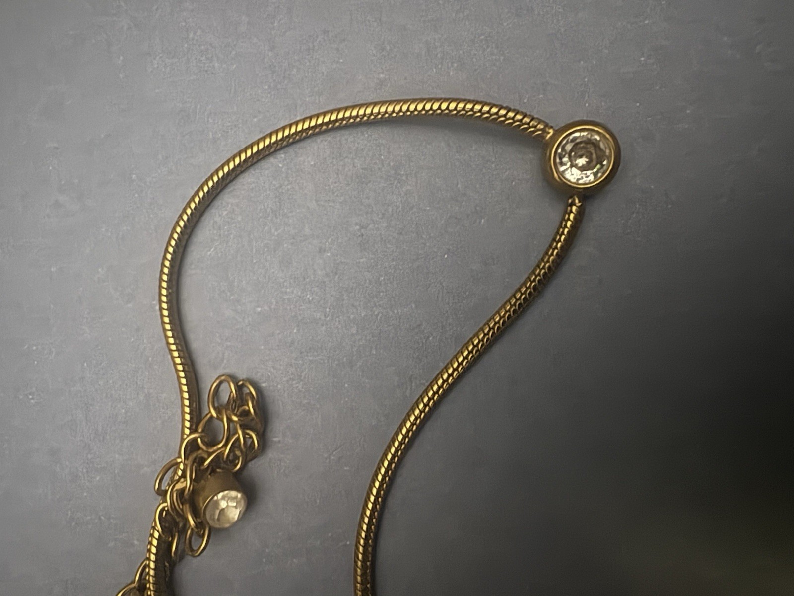 VTG Gold Tone Bezel Set Small Round CZ On A Snake Chain 16in With 3In Extender