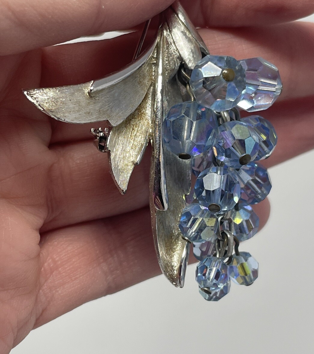 Vintage Silver Tone Blue AB Crystal Dangle Grapes Brooch Waterfall Articulating