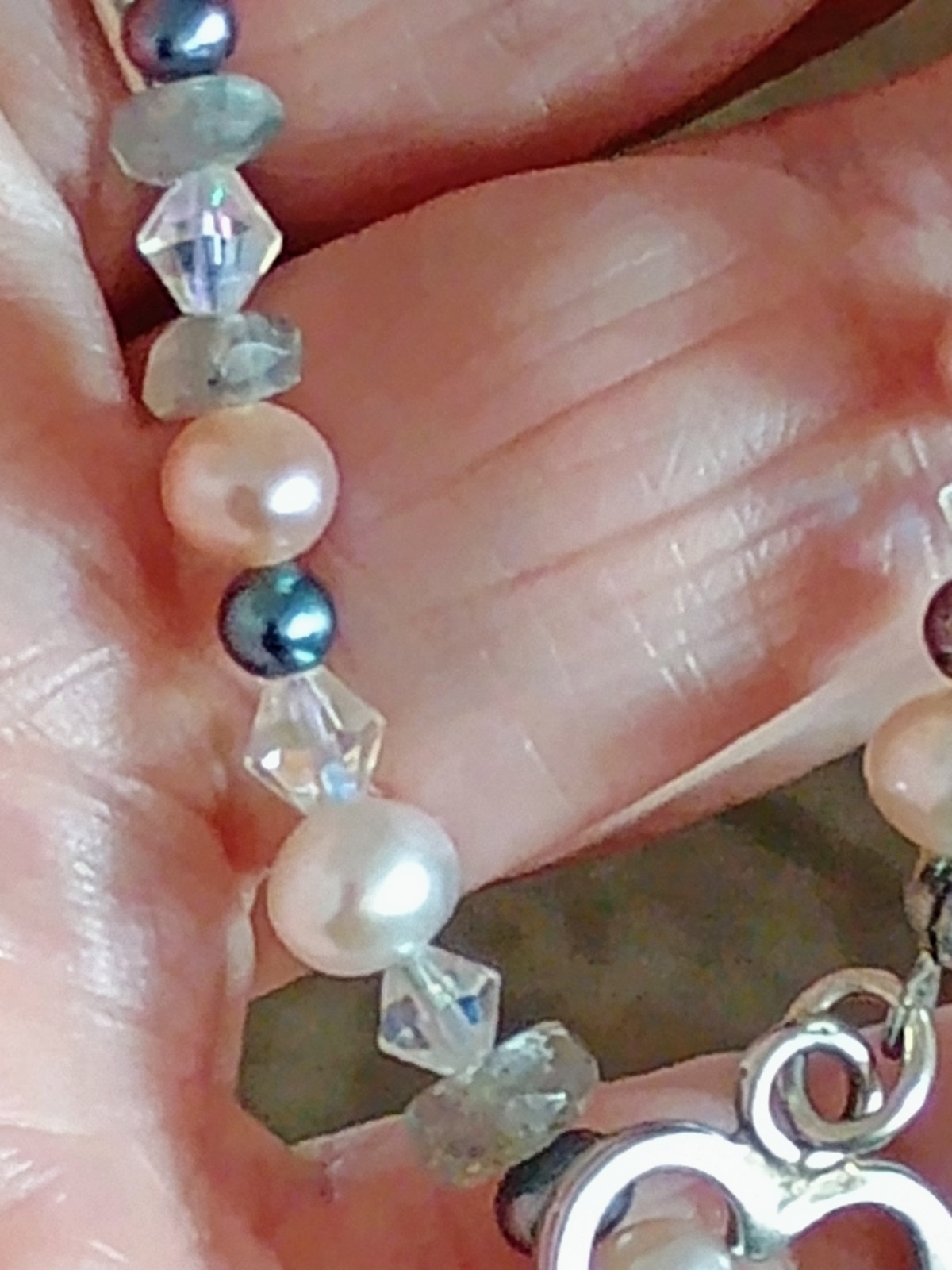Vtg Sterling Silver Bracelet With GEORGEOUS Multicolored Real Pearls And Crystal