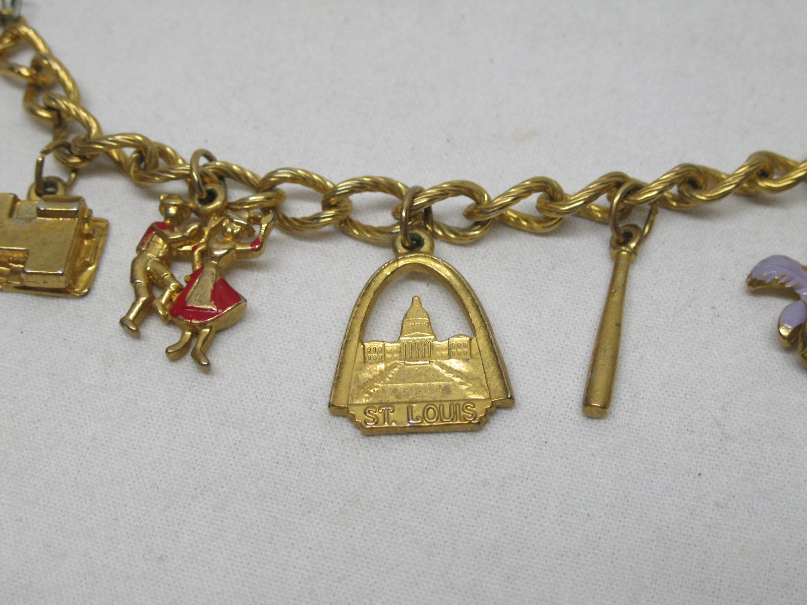 Vintage St Louis Missouri Charm Bracelet Gold Tone Jewelry Old Antique Souvenir