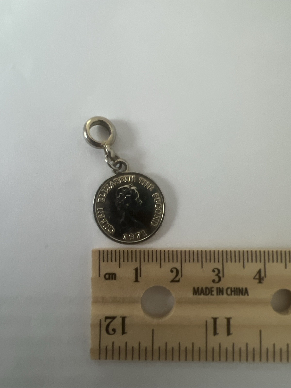 Vintage 1971 Queen Elizabeth The Second Pendant/Charm Silver Tone