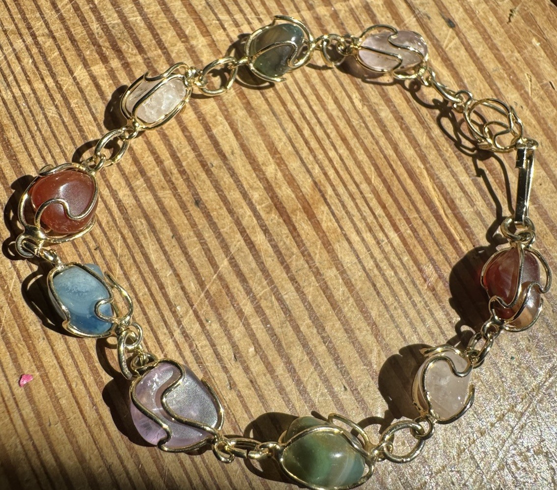 Vintage Multicolor Stone Link Bracelet Gold Tone Wire Wrapped Cabochon 6 Inch