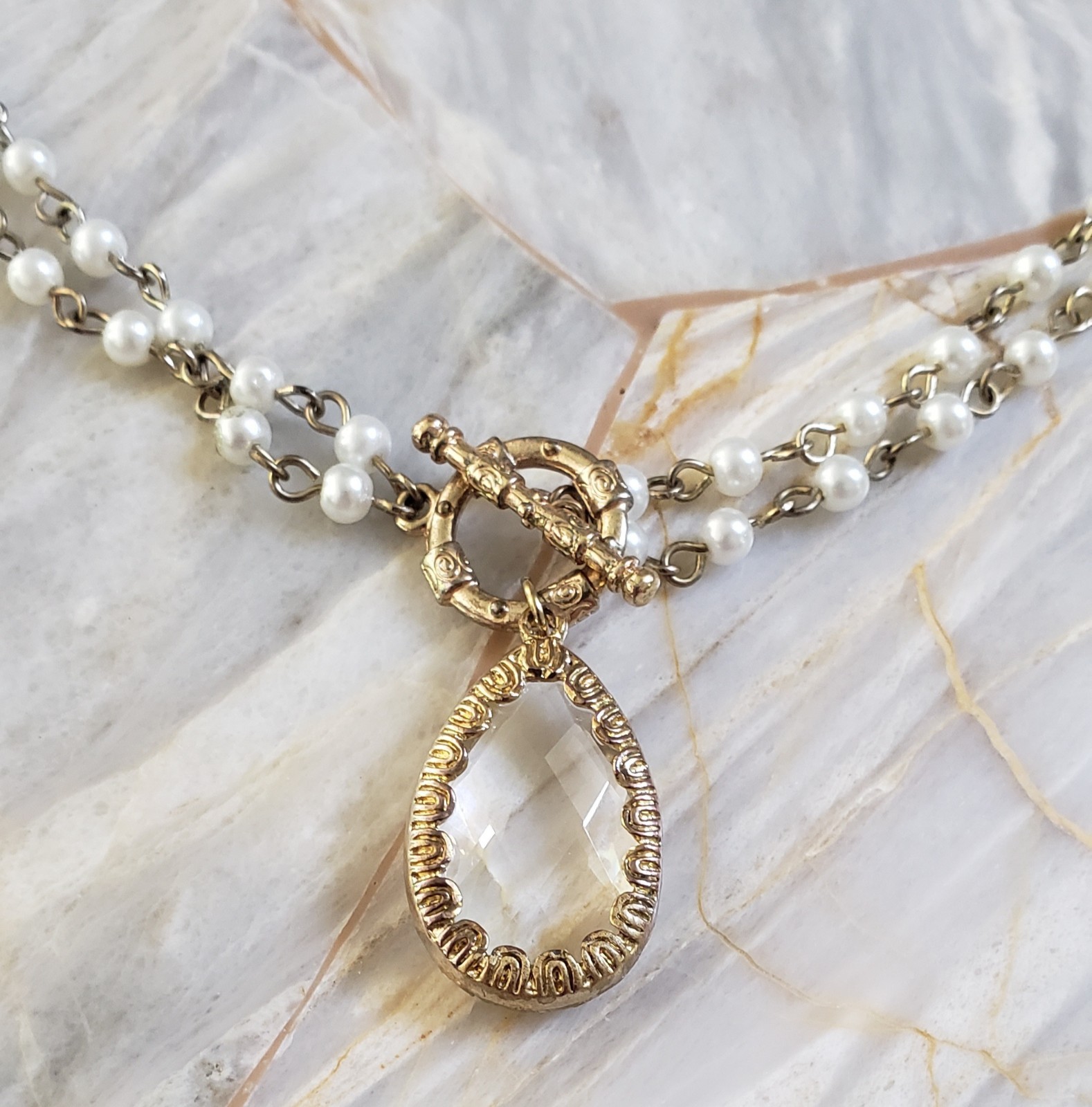 Vintage Faux Pearl Double Strand Necklace Gold Tone Crystal Pendant 18″