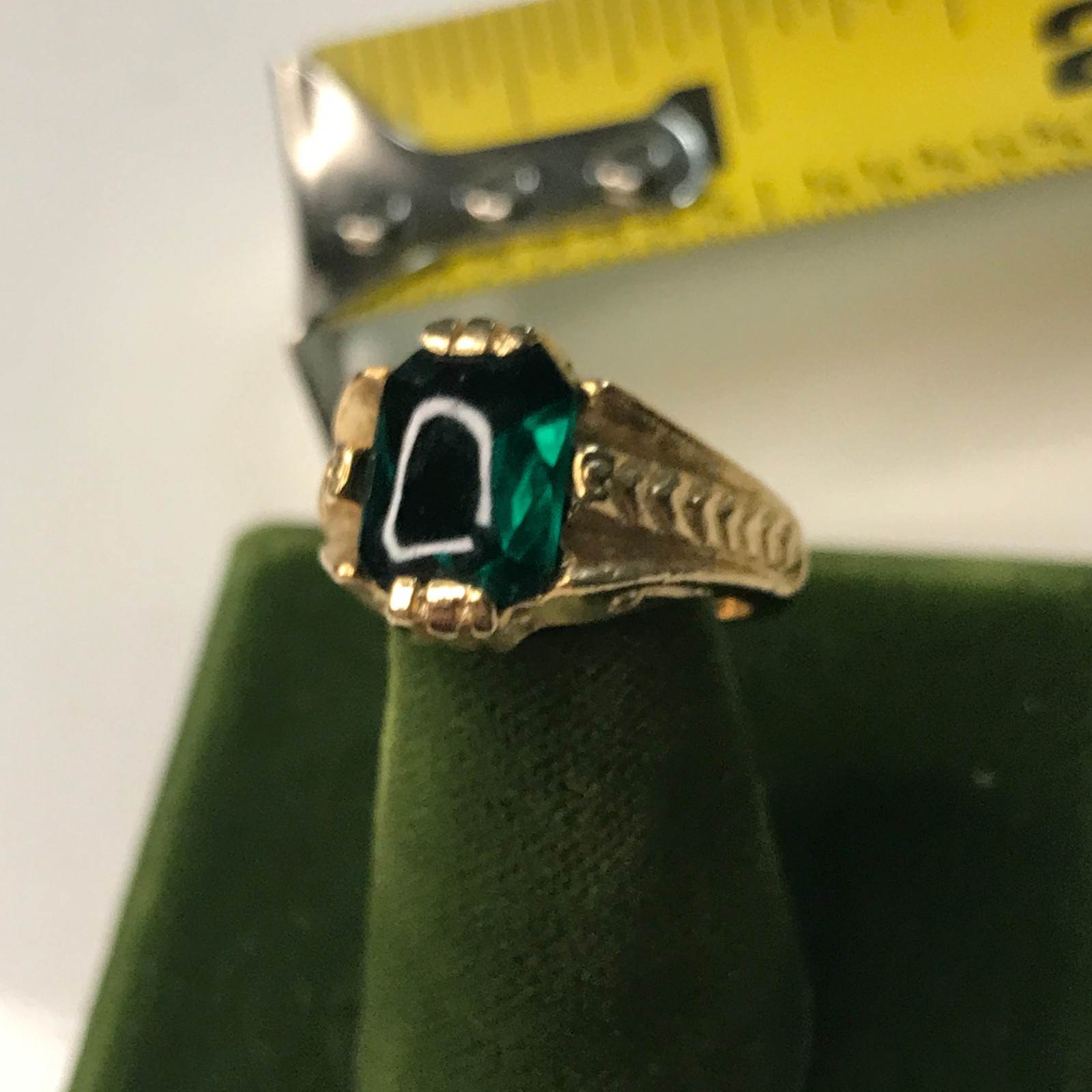 Vintage Simulated Emerald Gold Tone Ring Size 6 May Birth Stone Green