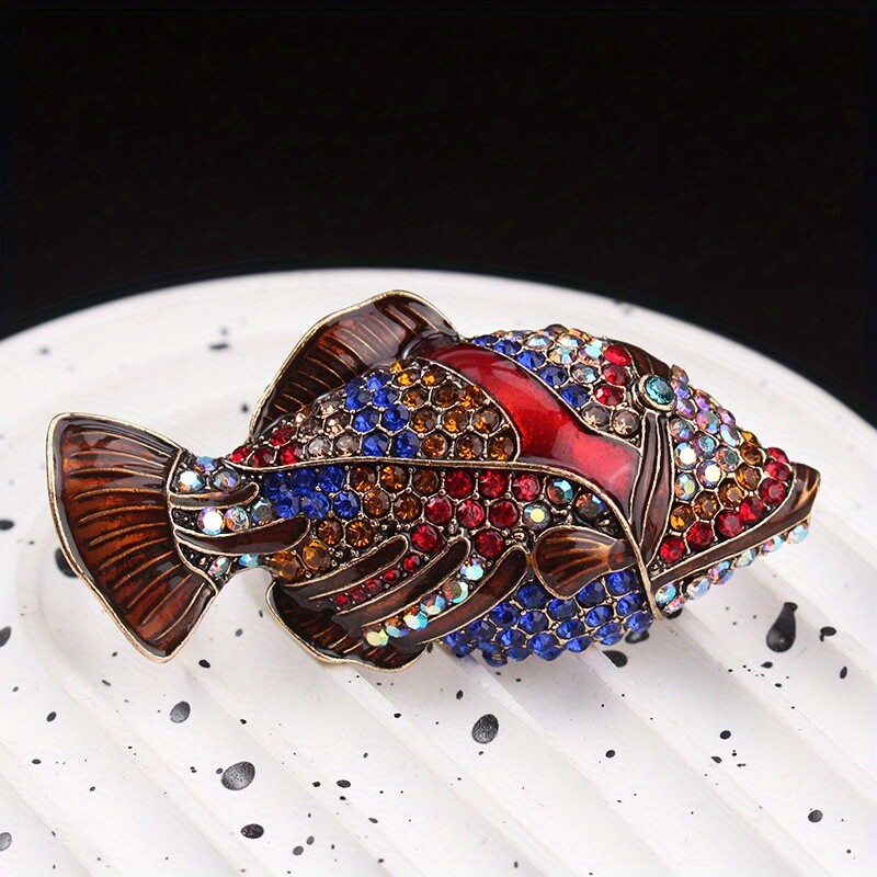 Retro personality creative fashion tropical fish brooch Women Men Jewelry Gift