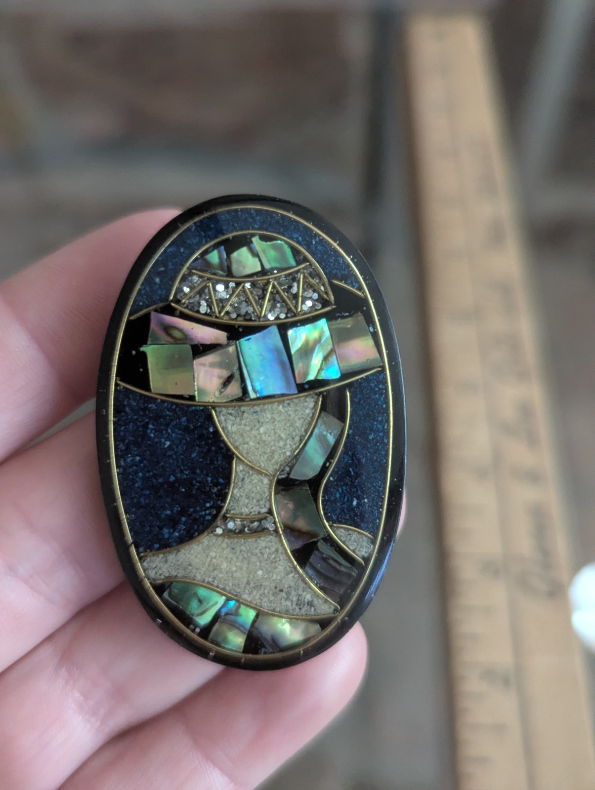 Vintage Mosaic Inlay Brooch Lee Sands Style Lady Hat Oval Abalone Paua Art Deco