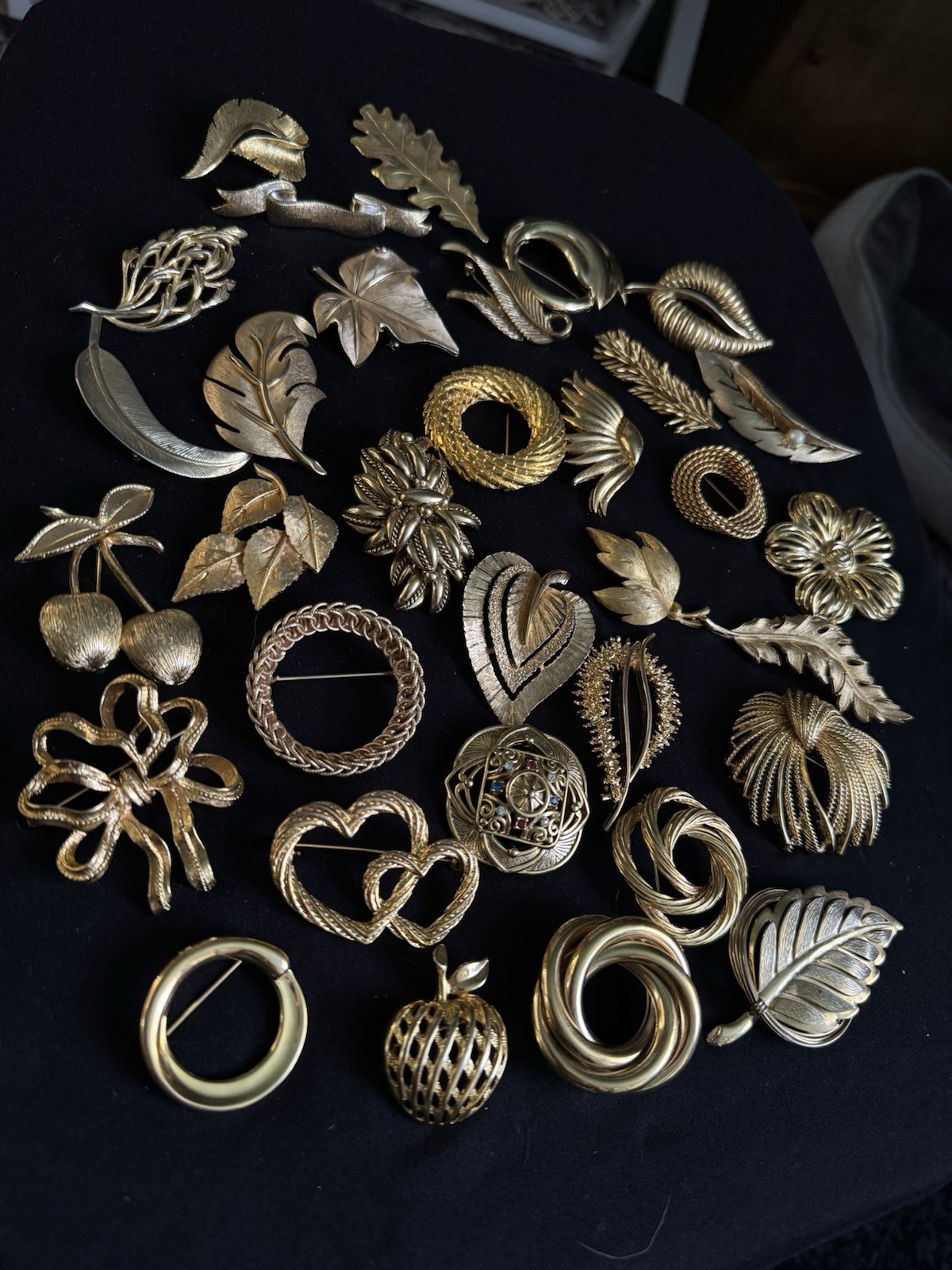 33 Gold Tone Brooches Monet Crown Trifari Sarah Coventry Coro