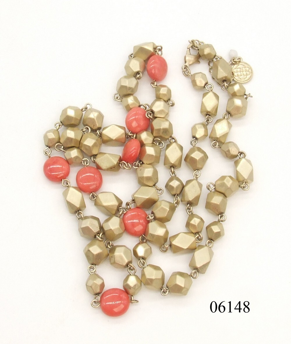 34″ Liz Claiborne Faceted Satin Gold-T/Salmon Glass Lozenge Bead Chain Necklace