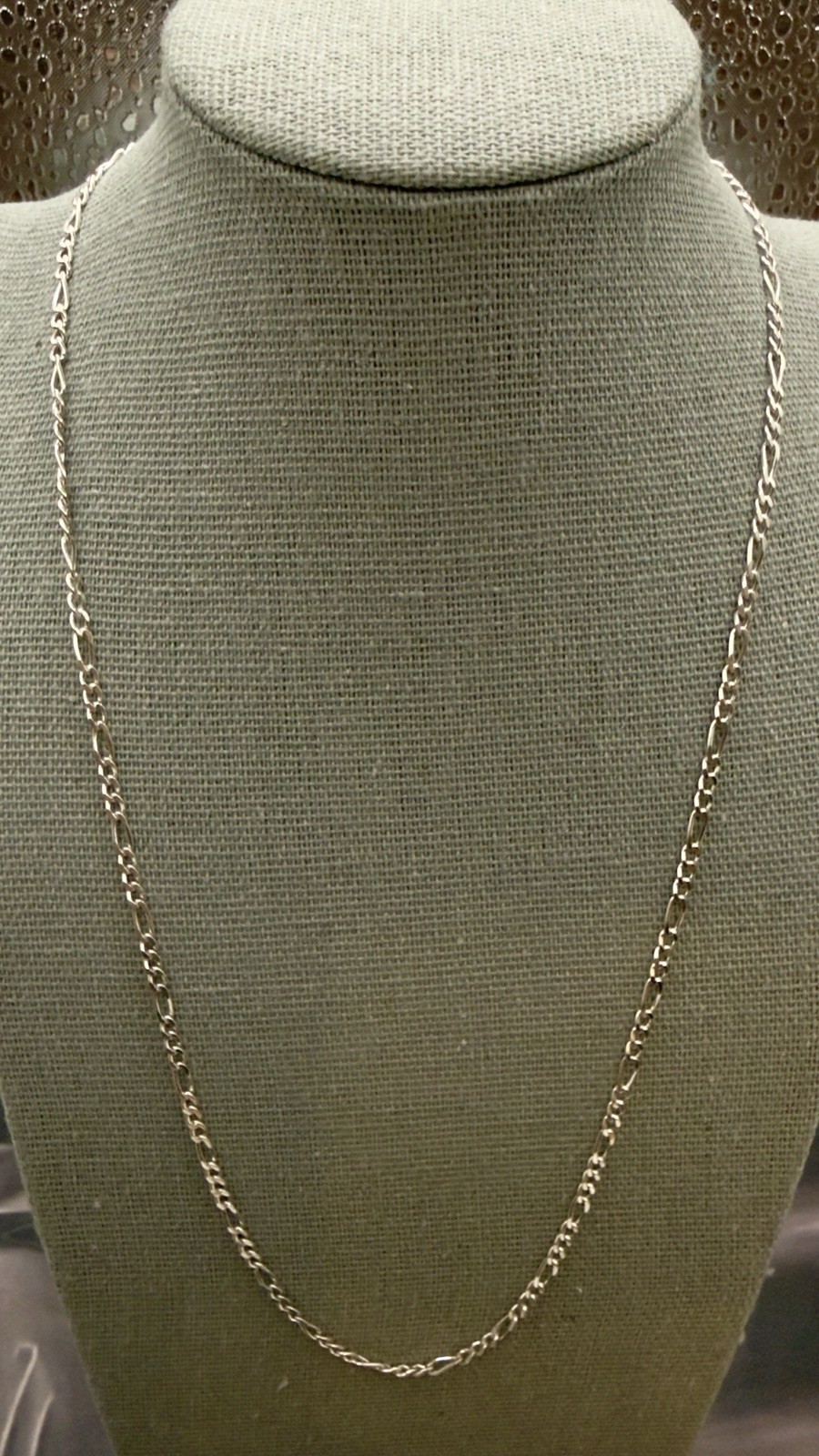 Delightful 925 Sterling Silver Vintage Figaro Chain- 18.75″ – #2023