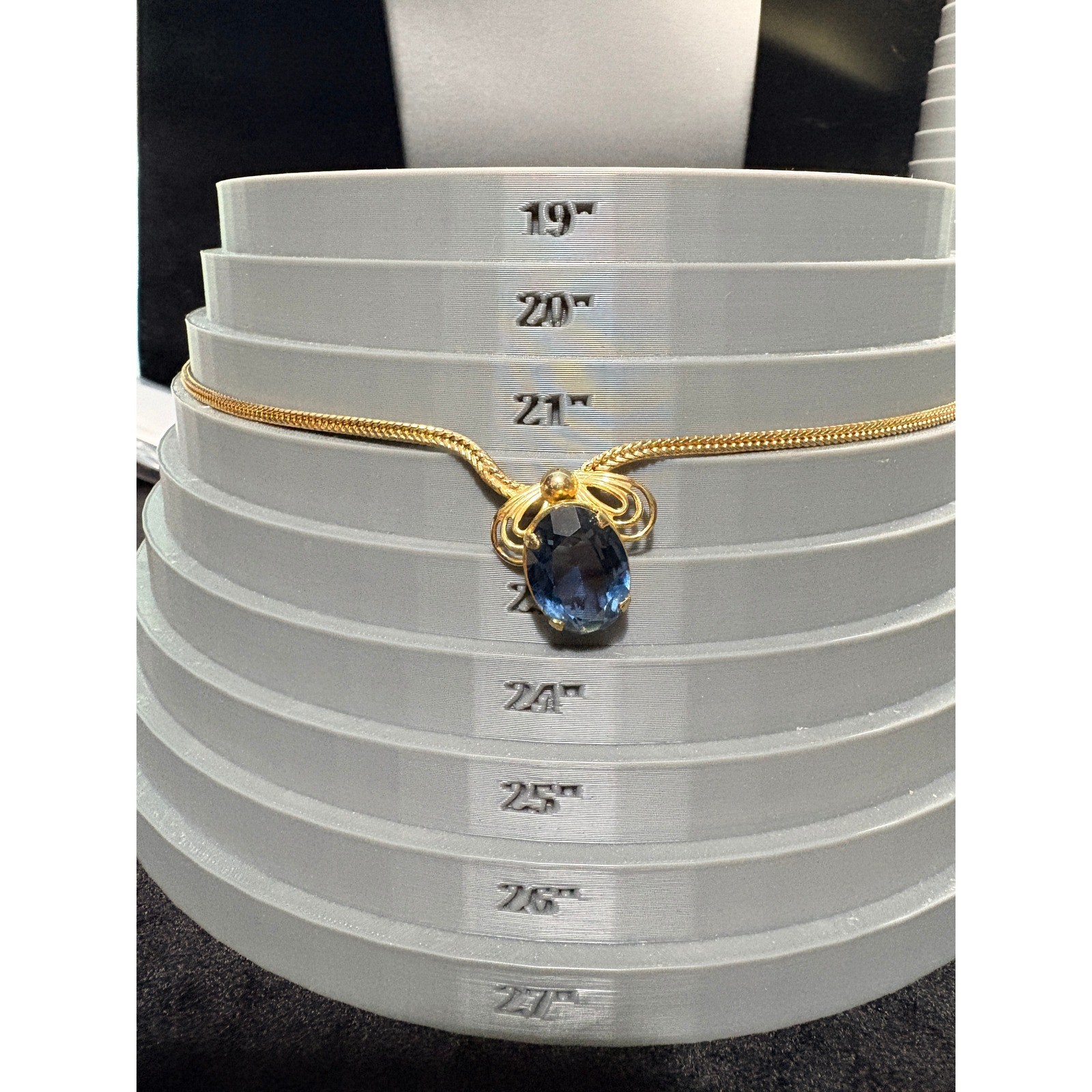 Vintage Gold Tone Wheat Chain Blue Oval Stone Pendant Necklace 22 Inch 15g