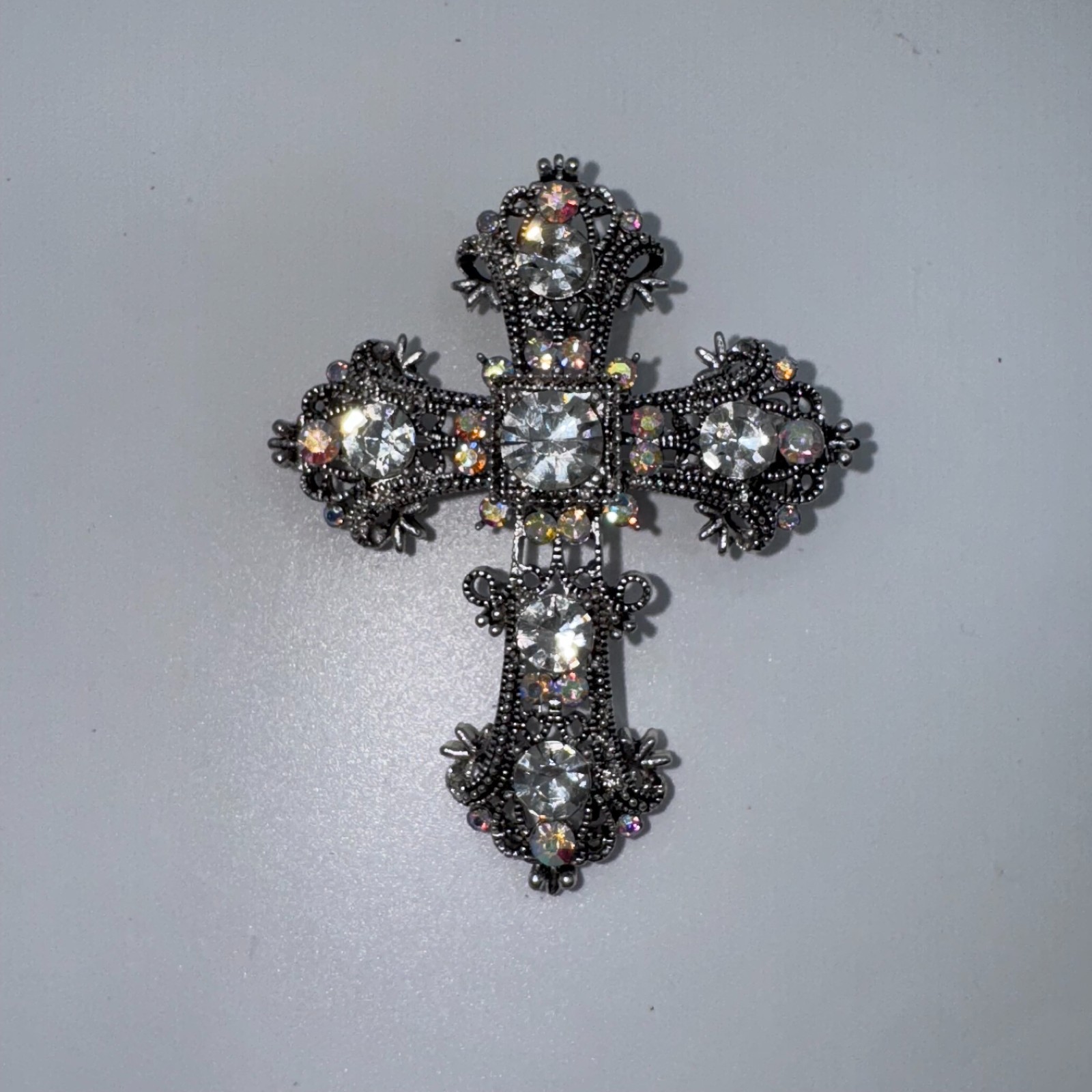 VTG Filigree Cross Brooch Pin Aurora Borealis Rhinestone Silver Tone Religious