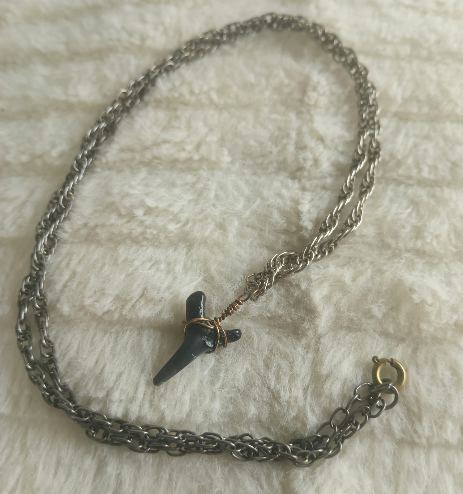 Vintage Wire Wrapped Shark Tooth Round Link Chain Necklace