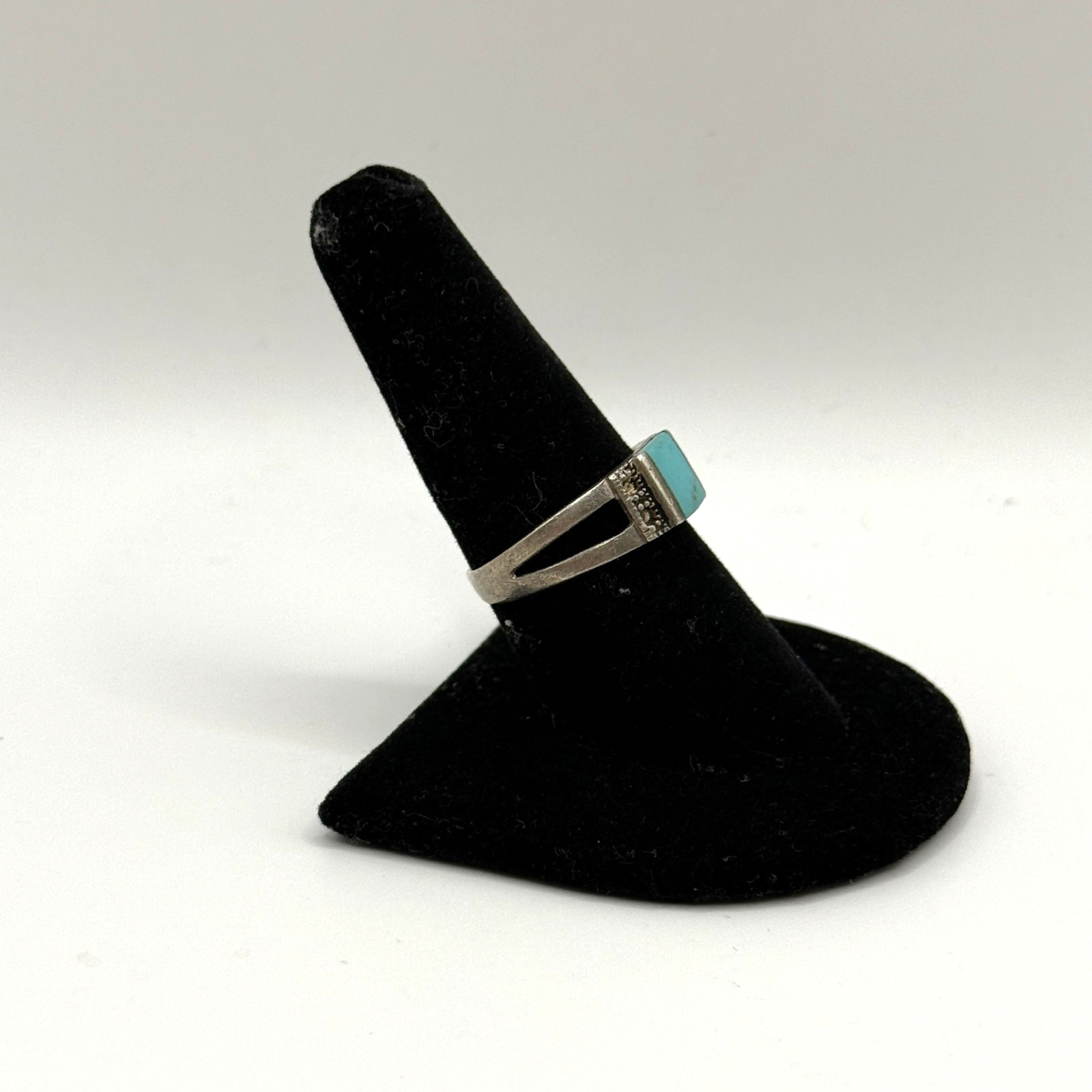 Vintage CW Sterling Silver 925 Blue Turquoise Ring Band Sz 8.5 Charles Winston