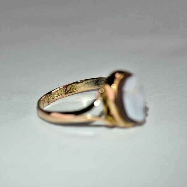 Vintage 9 Karat Rose &yellow Gold German Carved Sardonyx Cameo Ring European
