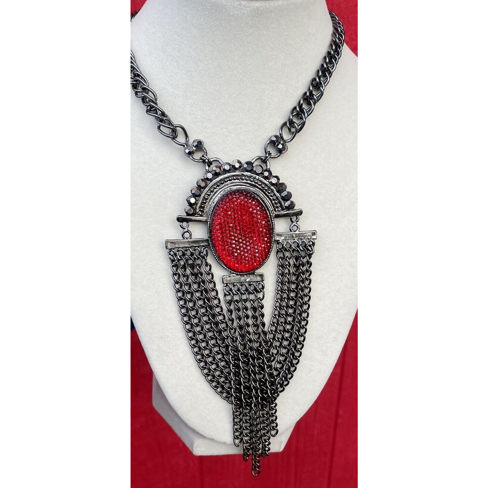 Unique Black Chain & Red Rhinestones Chain Themed Necklace