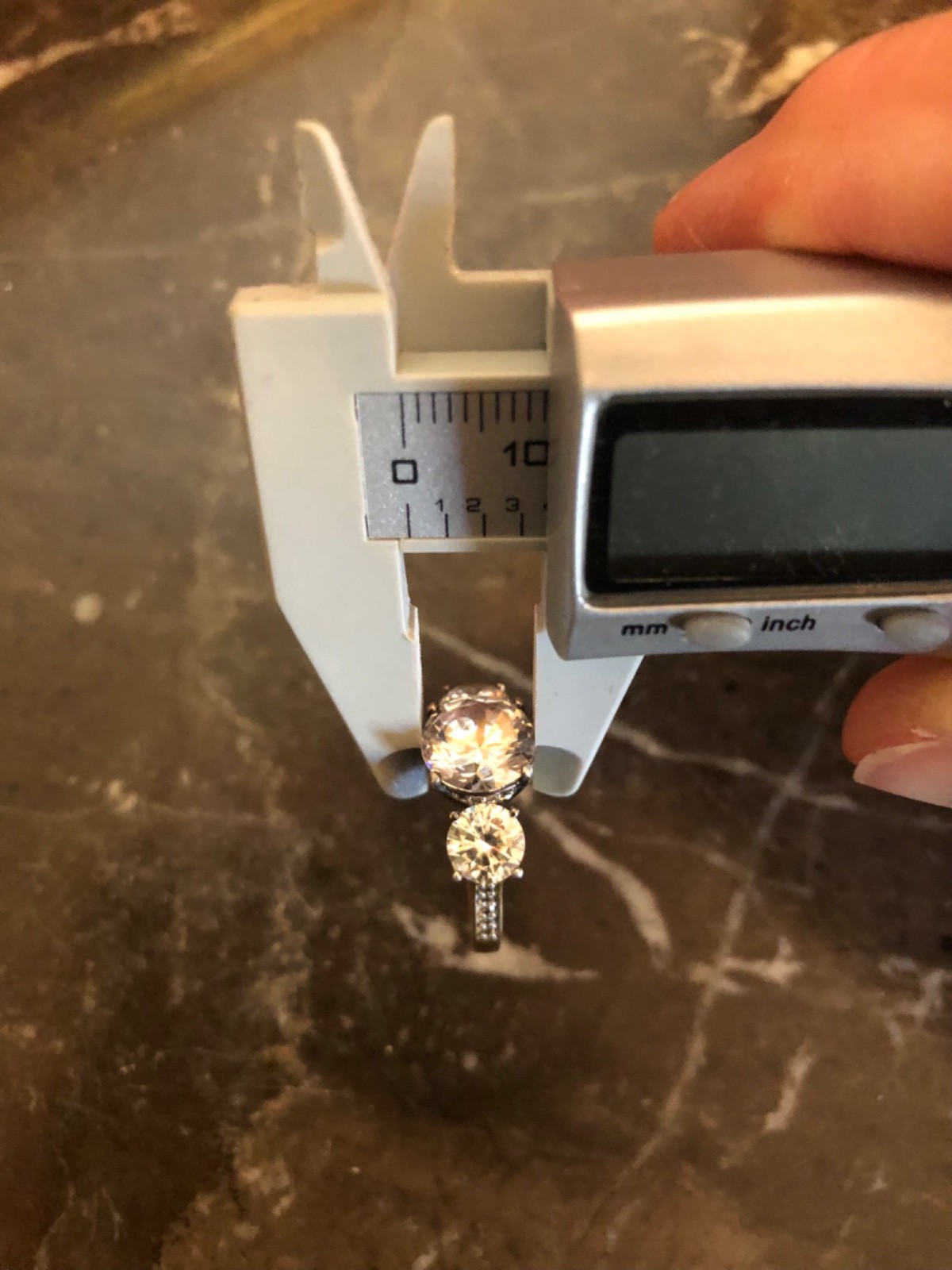 Engagement ring band gold tone 3 stone glass estate vintage 5 carat TW