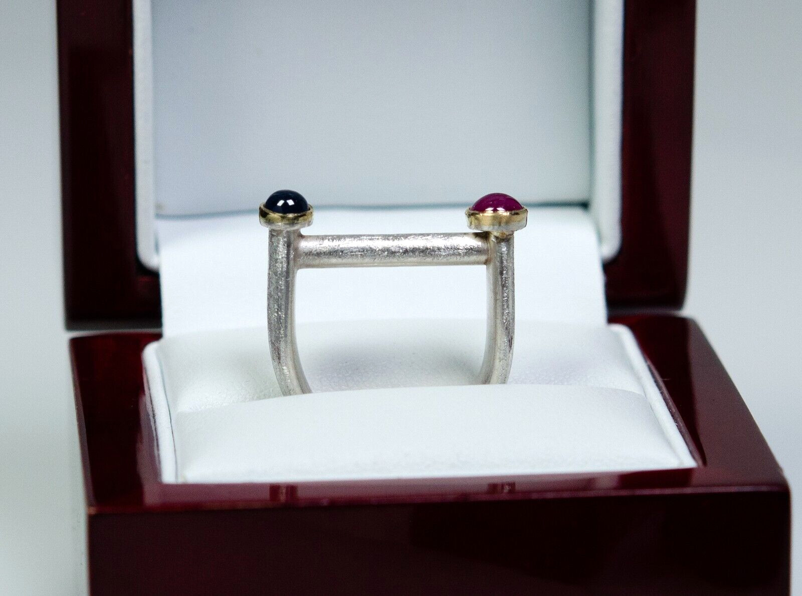 925 Silver/ 14K Gold – Vintage Designer Ring – 0.50 Ct Ruby – 0.35 Ct Sapphire