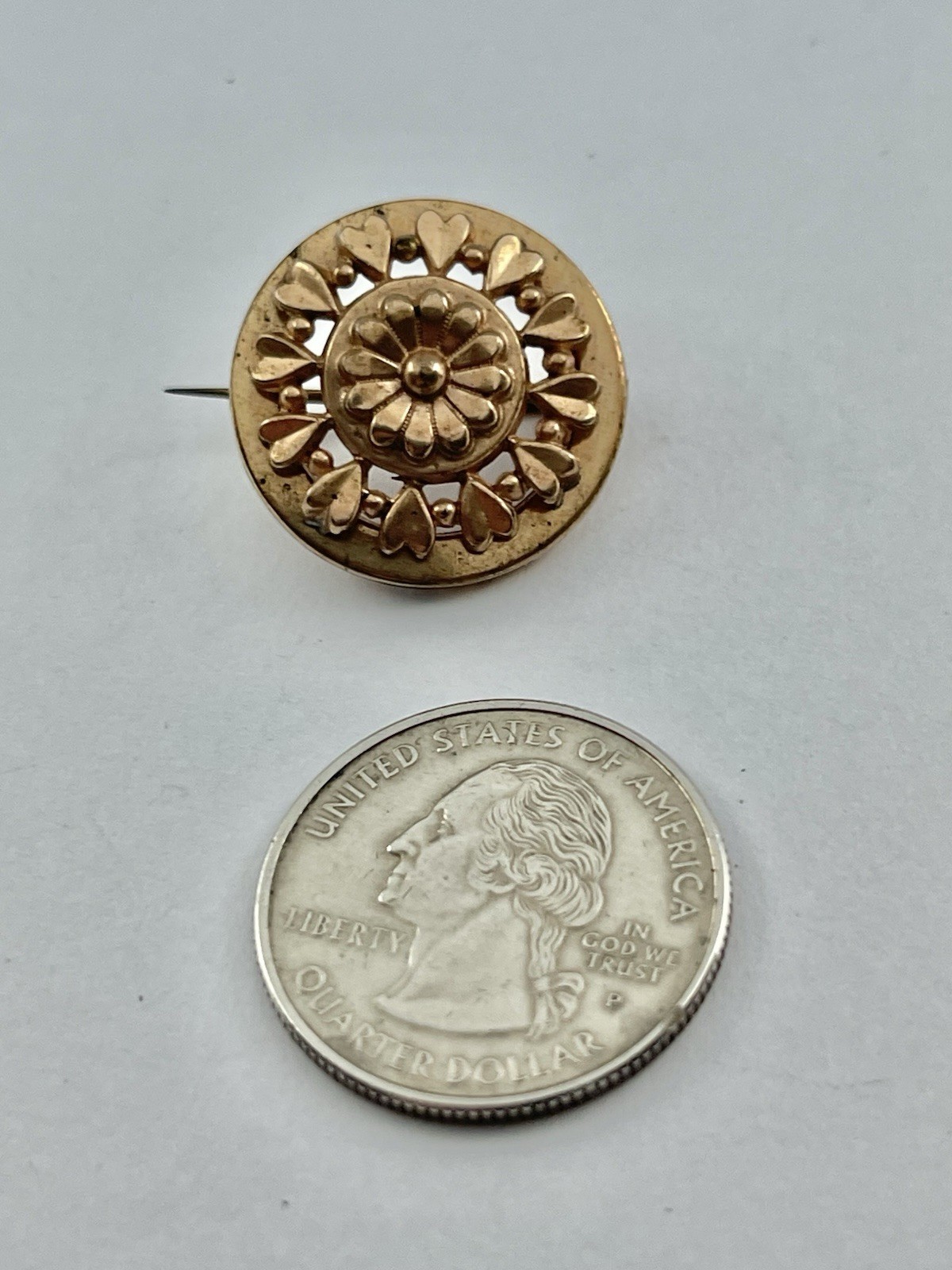 Antique Victorian Edwardian Rose Goldtone Spiral Hearts Pierced Design Brooch