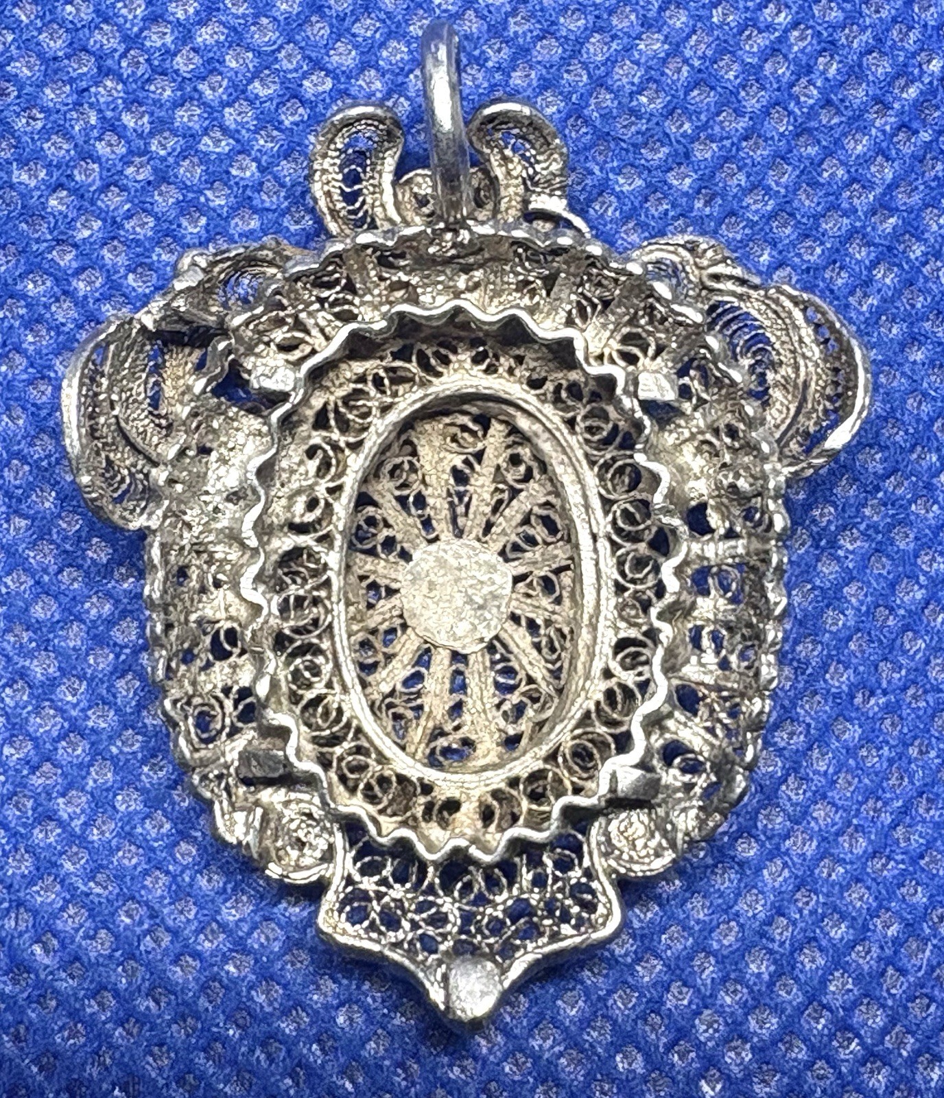 1900s Filigree Antique 1.4“x1.32“ or 39×29 mm 925 Sterling Silver Pendant 6.2g