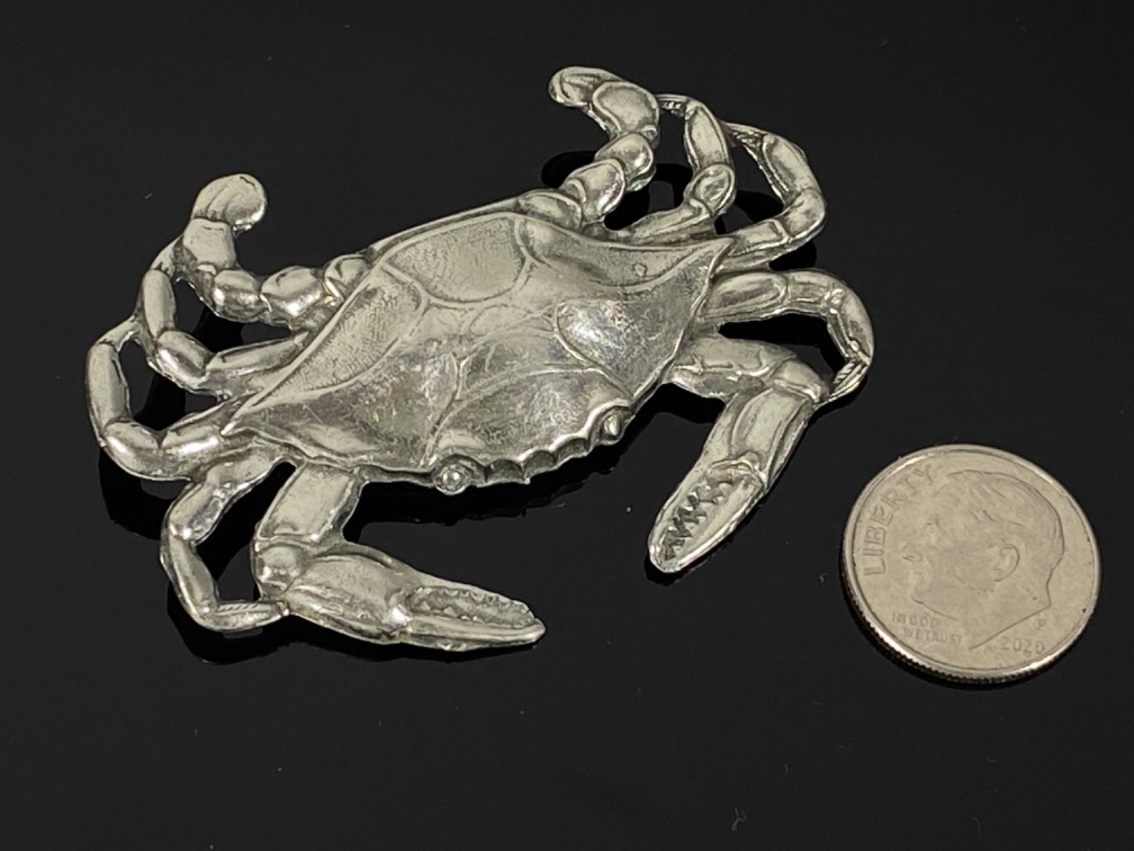 SALISBURY PEWTER CRAB Pin Brooch Made in USA Vintage