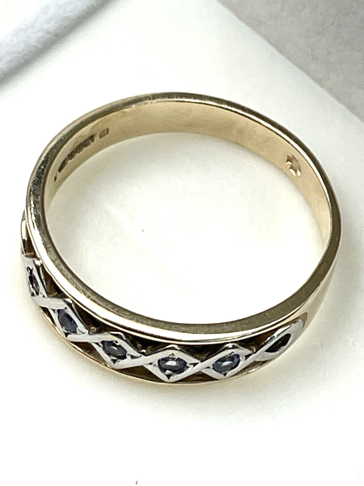 Men’s 9K 375 Yellow Gold 5.3g Ring With 5 Blue Topaz Gemstones Size 11-1/4