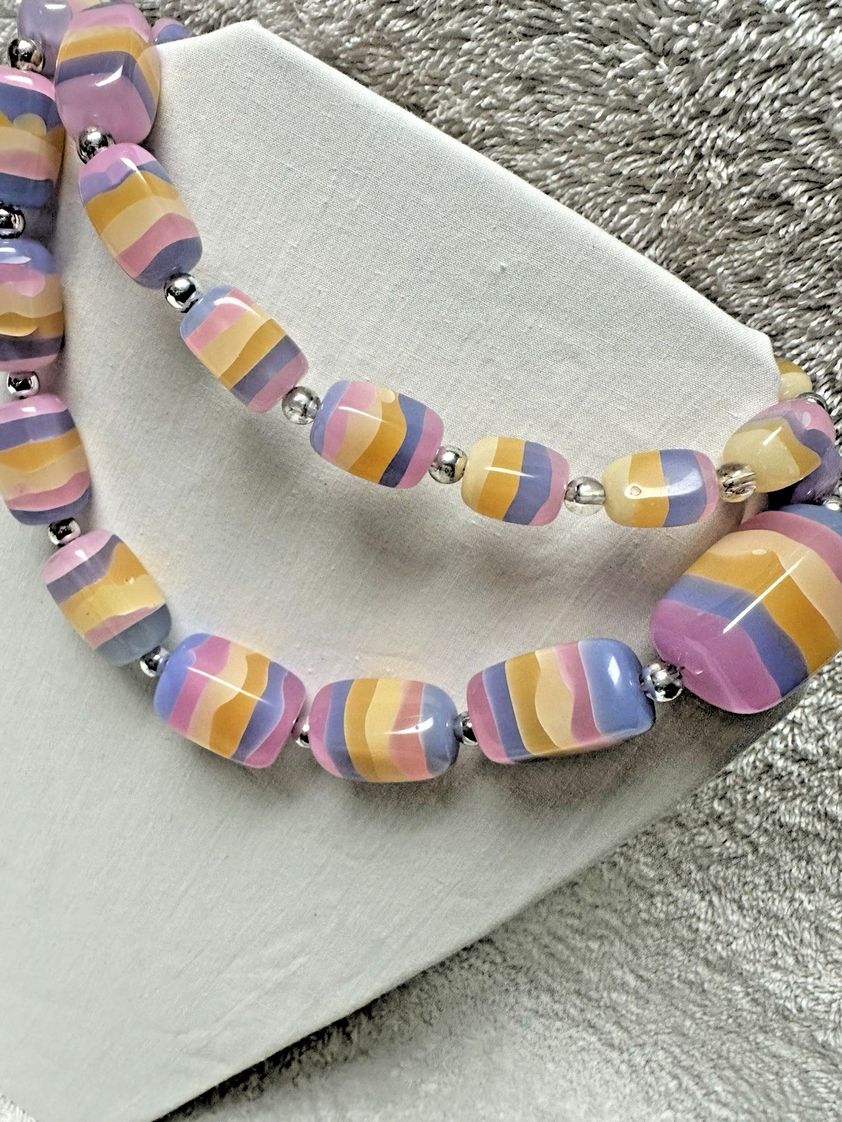 Vintage MCM Estate 30” Chunky Pastel Lucite Bead Strand Necklace n0129